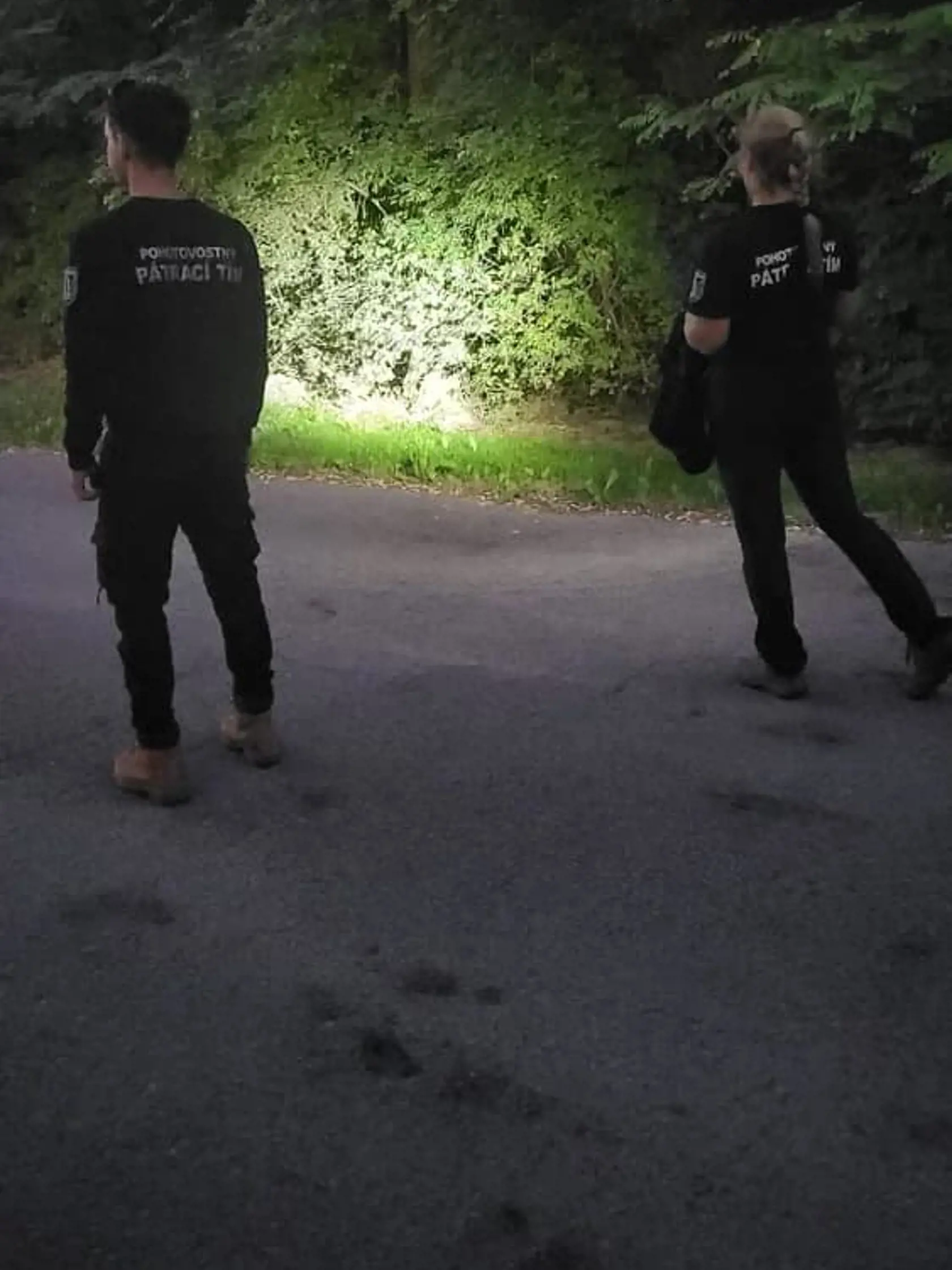 Pátrači Pohotovostného pátracieho tímu hľadali aj v okolí bydliska Soni v bratislavskej Petržalke.