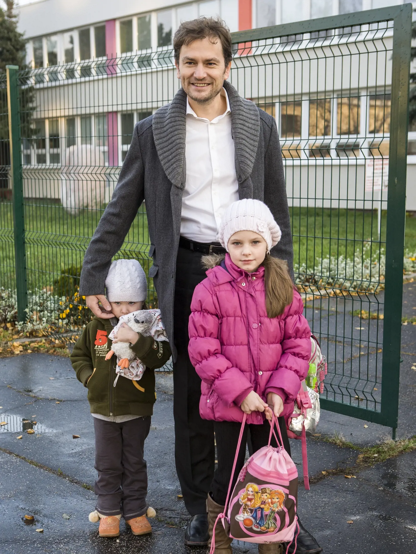 Igor Matovič so svojimi deťmi.