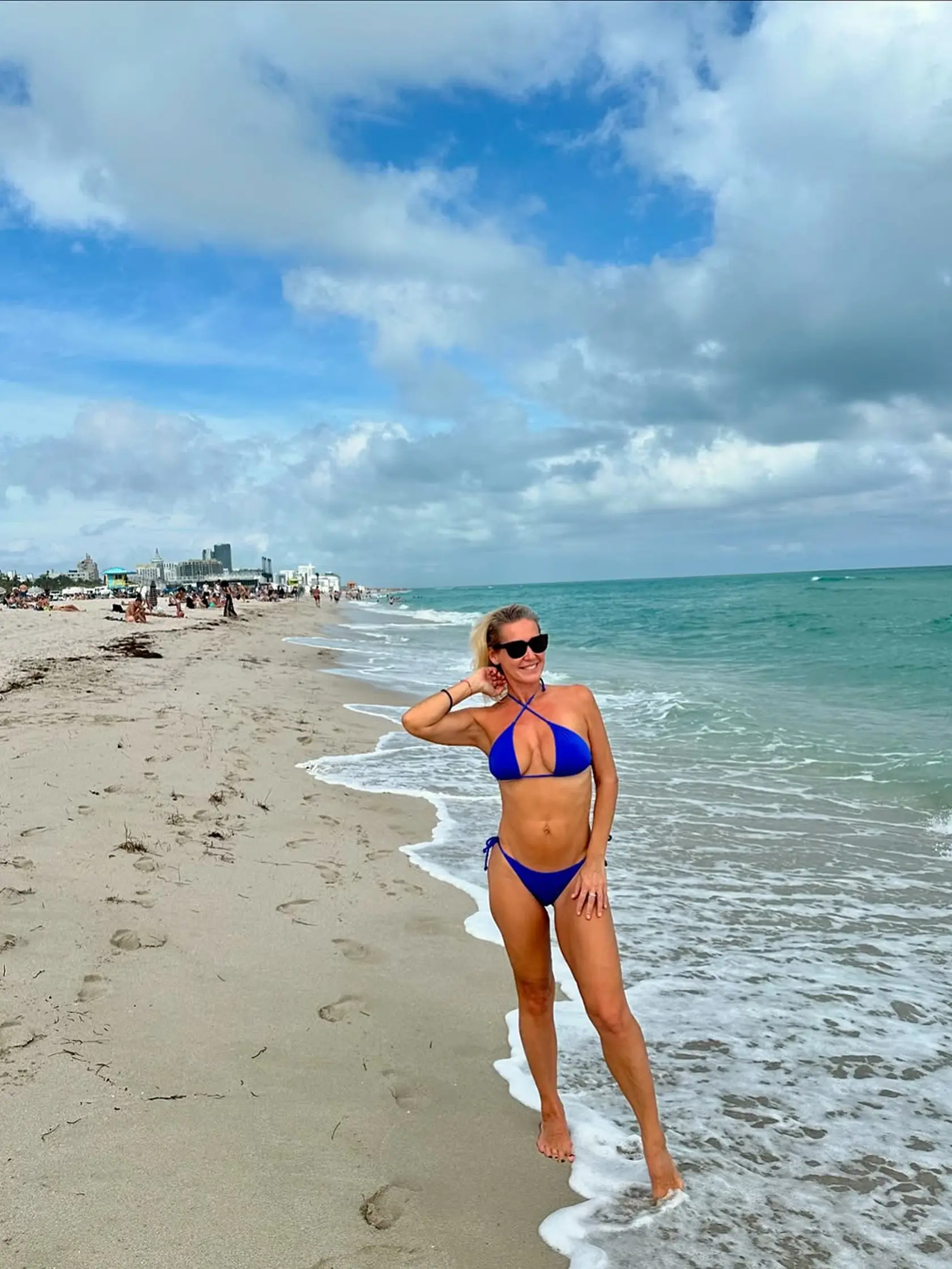 Erika Barkolová po ťažkom rozchode si užíva na slnečnej Floride.