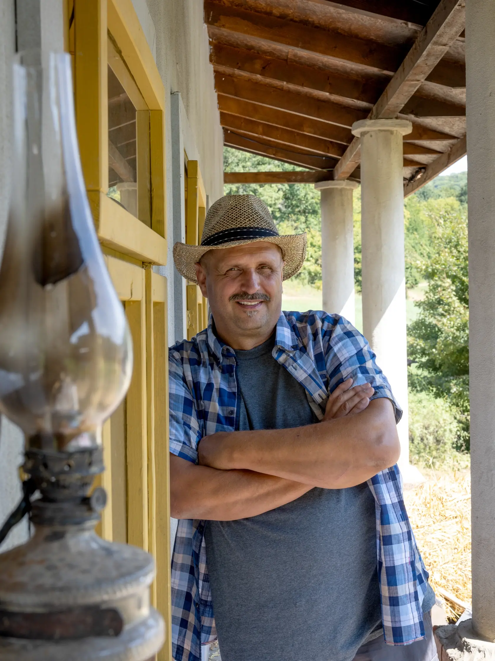 Realityshow Farma - 16. Ročník obľúbenej sútaže televízie Markíza sa bude odohrávať nedaľeko obce Modrová. Na snímke je farmár Martin Bagár.