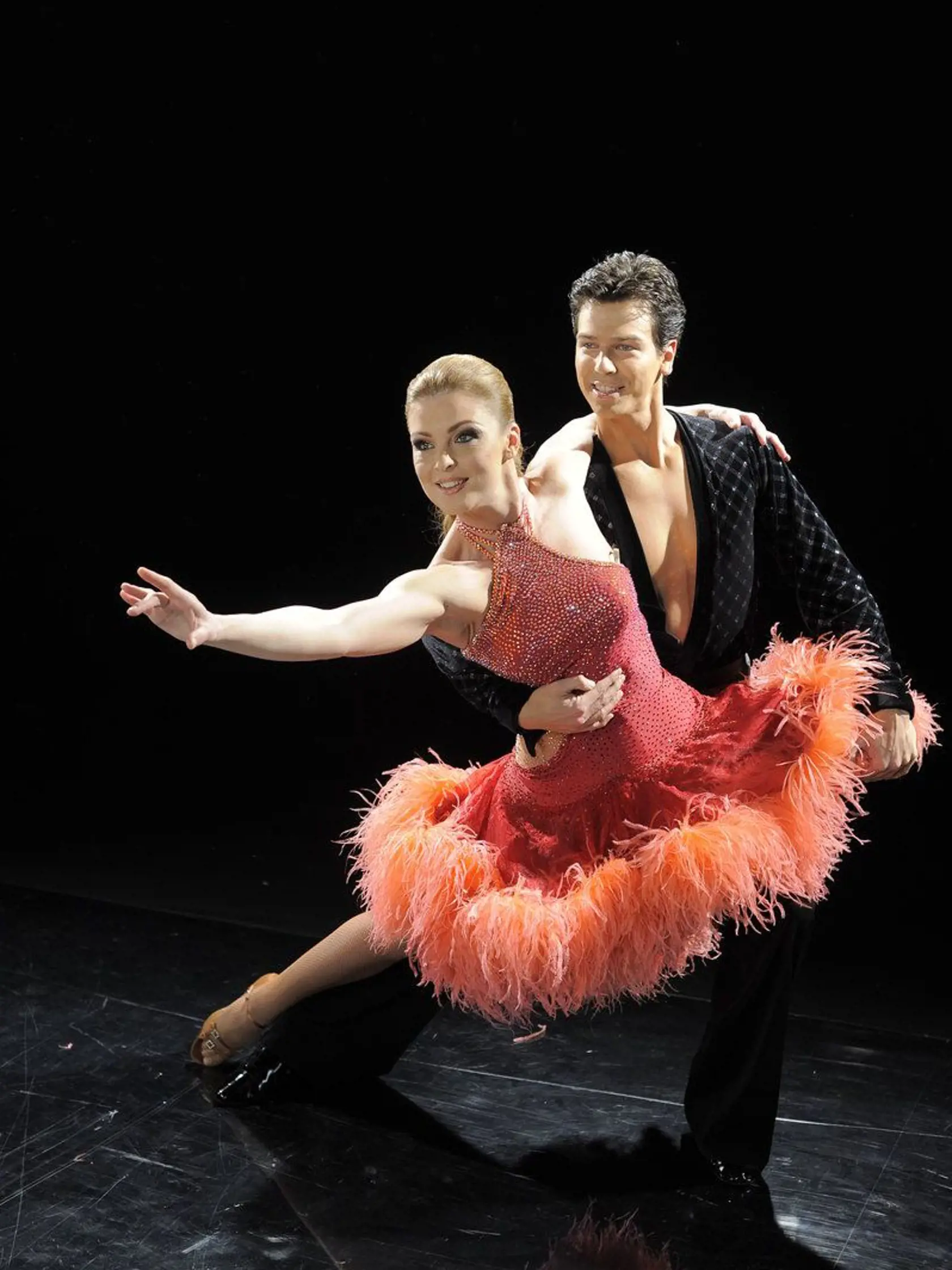 Tanečný pár zo štvrtej série Let’s Dance  Elena Podzámska a Matej Chren.