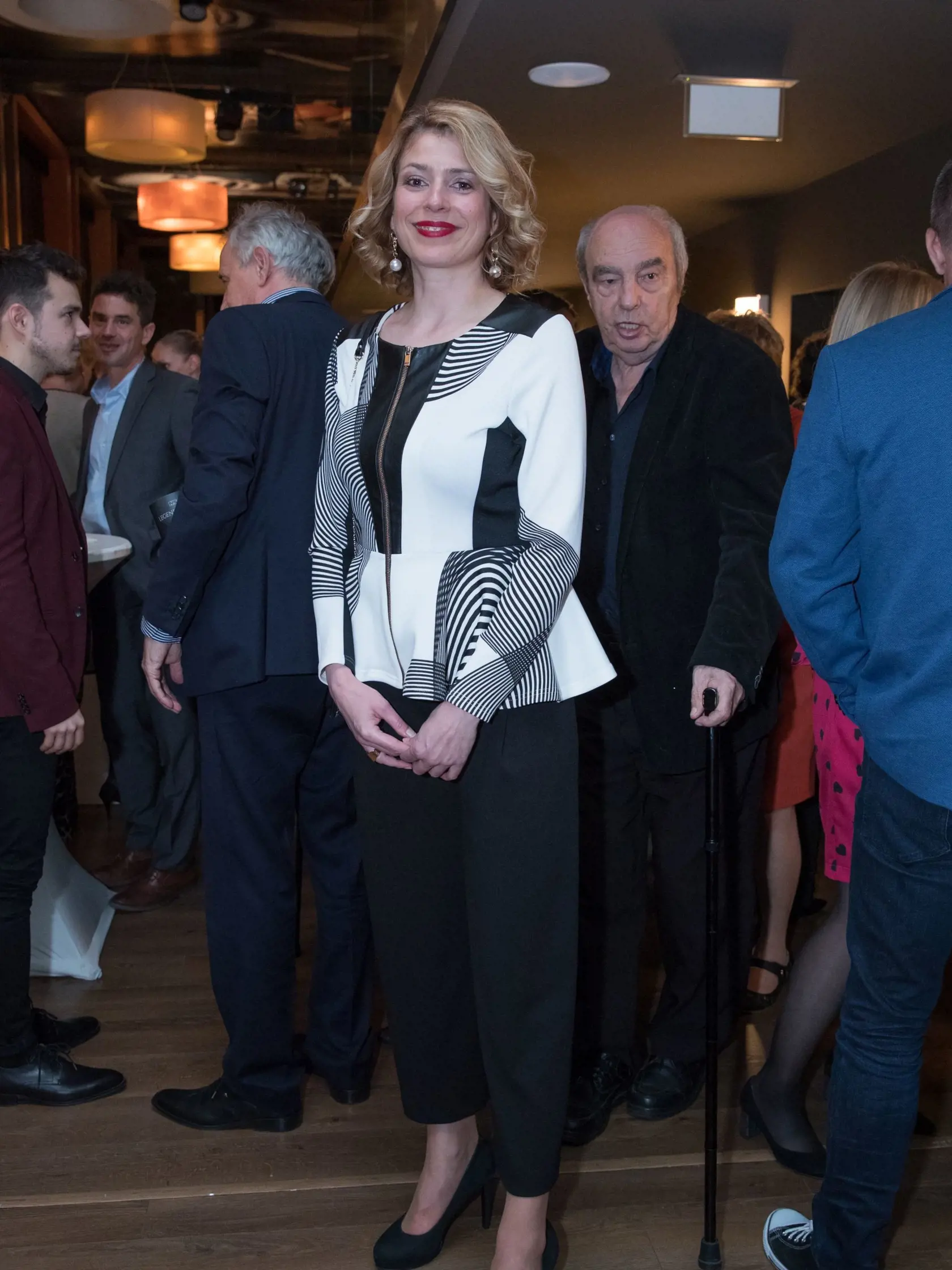 Priateľka Petra Kočiša Mirka.