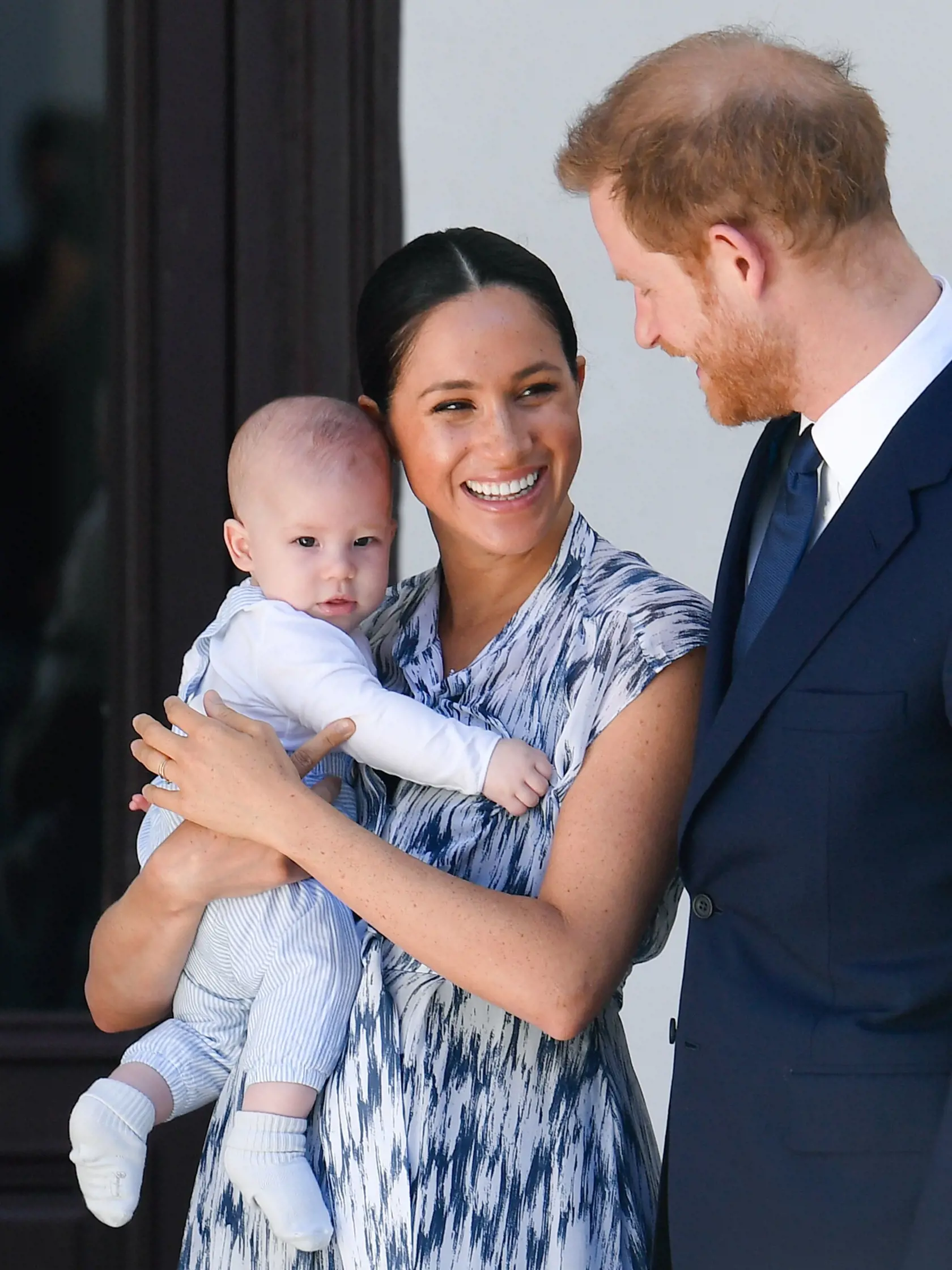 Meghan a Harry sa obávajú, že by sa Archiemu mohli kvôli titulu neskôr det v škole vysmievať.
