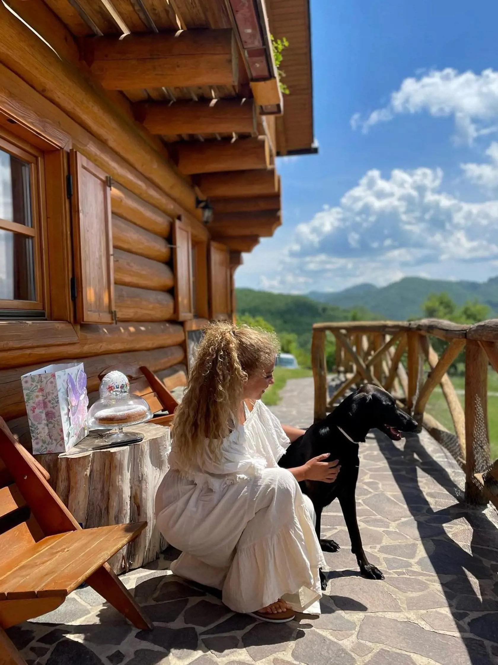 Vierka Ayisi s Karolínkou