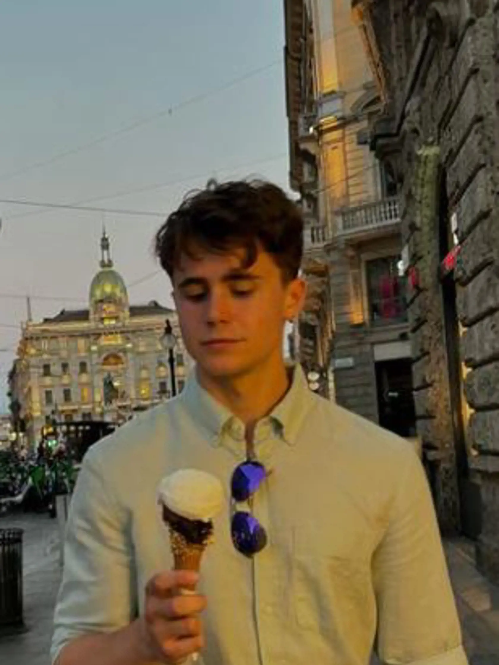 Vnuk Gregor Magál je výborný hokejista.