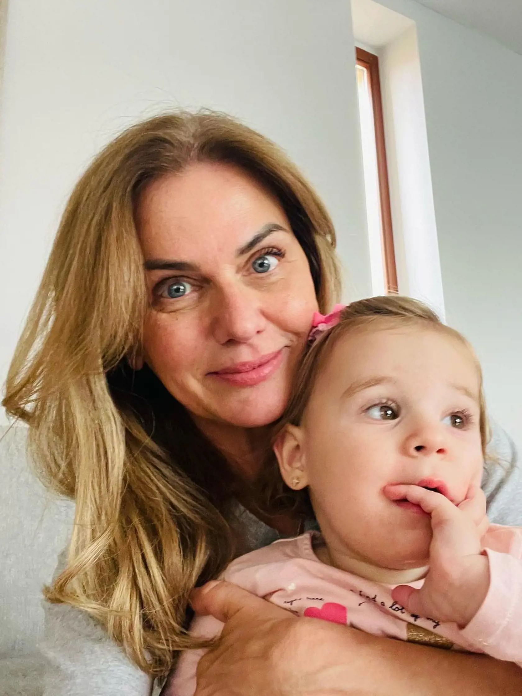 Monika Beňová s dcérou Leou.
