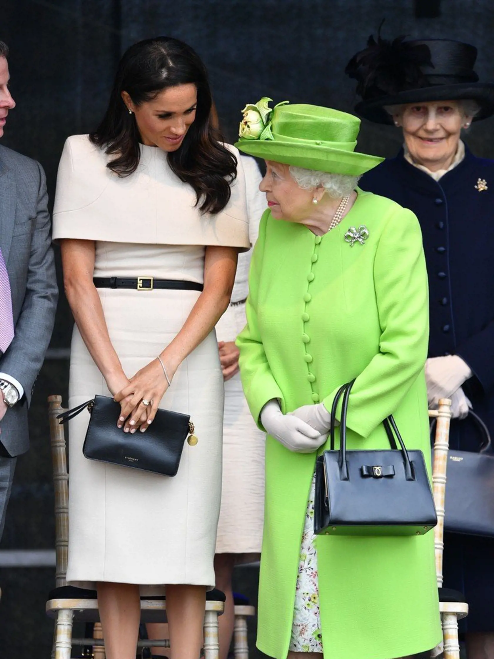 Jedna z prvých akcií, na ktorej kráľovnej asistovala Meghan Markle.