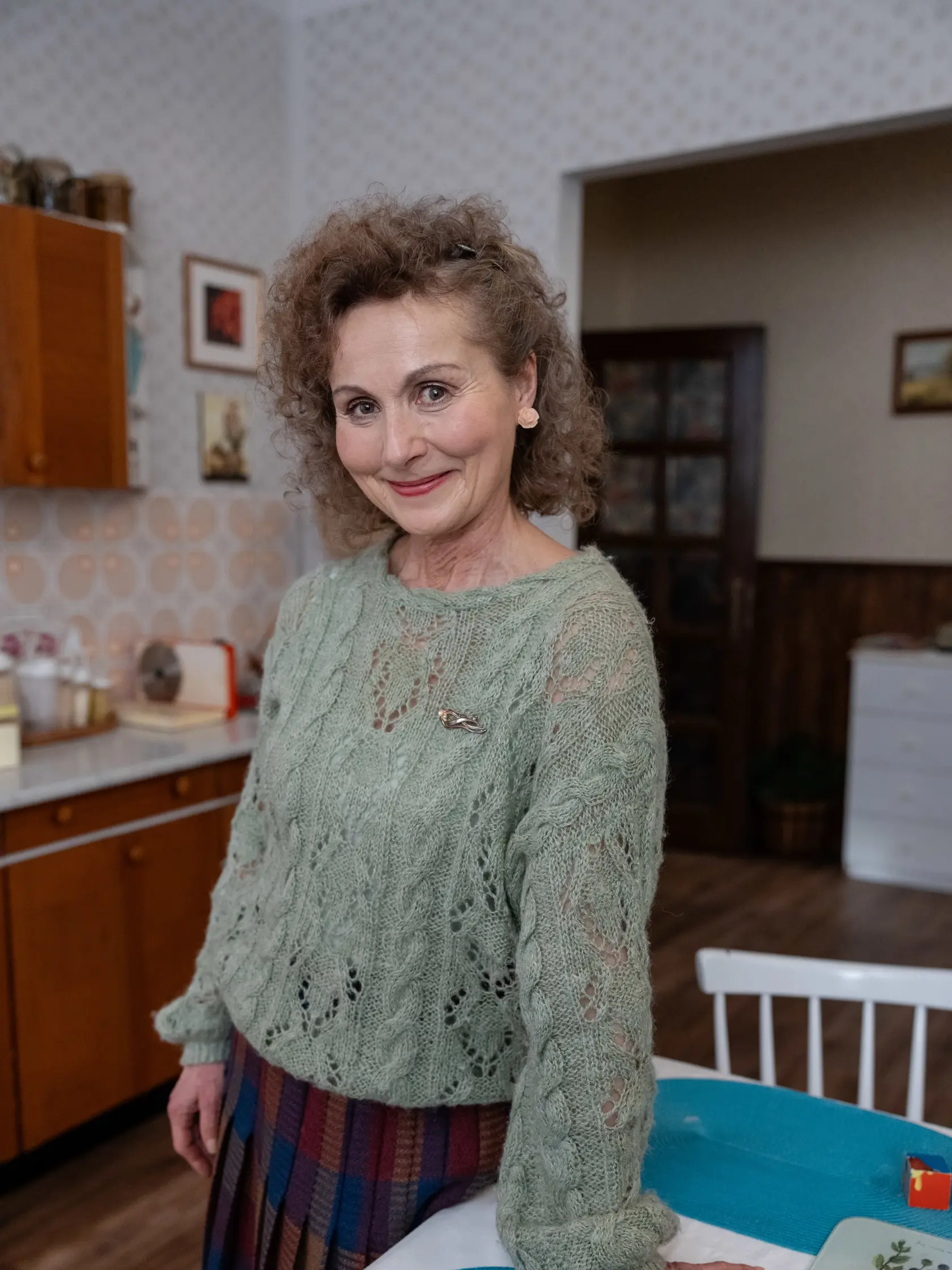 Herečka Jana Pilzová sa vracia na obrazovky. V Sľube stvárni Janu Andrášovú – mamu Michala a Vlada. Čo poviete na jej trvalú?
