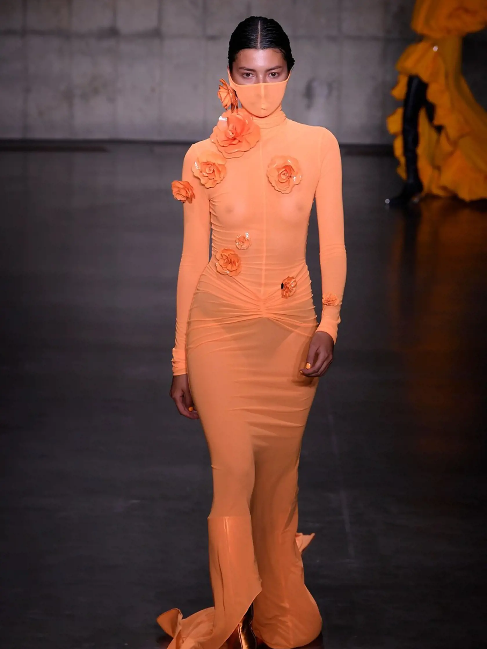 London Fashion Week 2023: Pestrá prehliadka David Koma