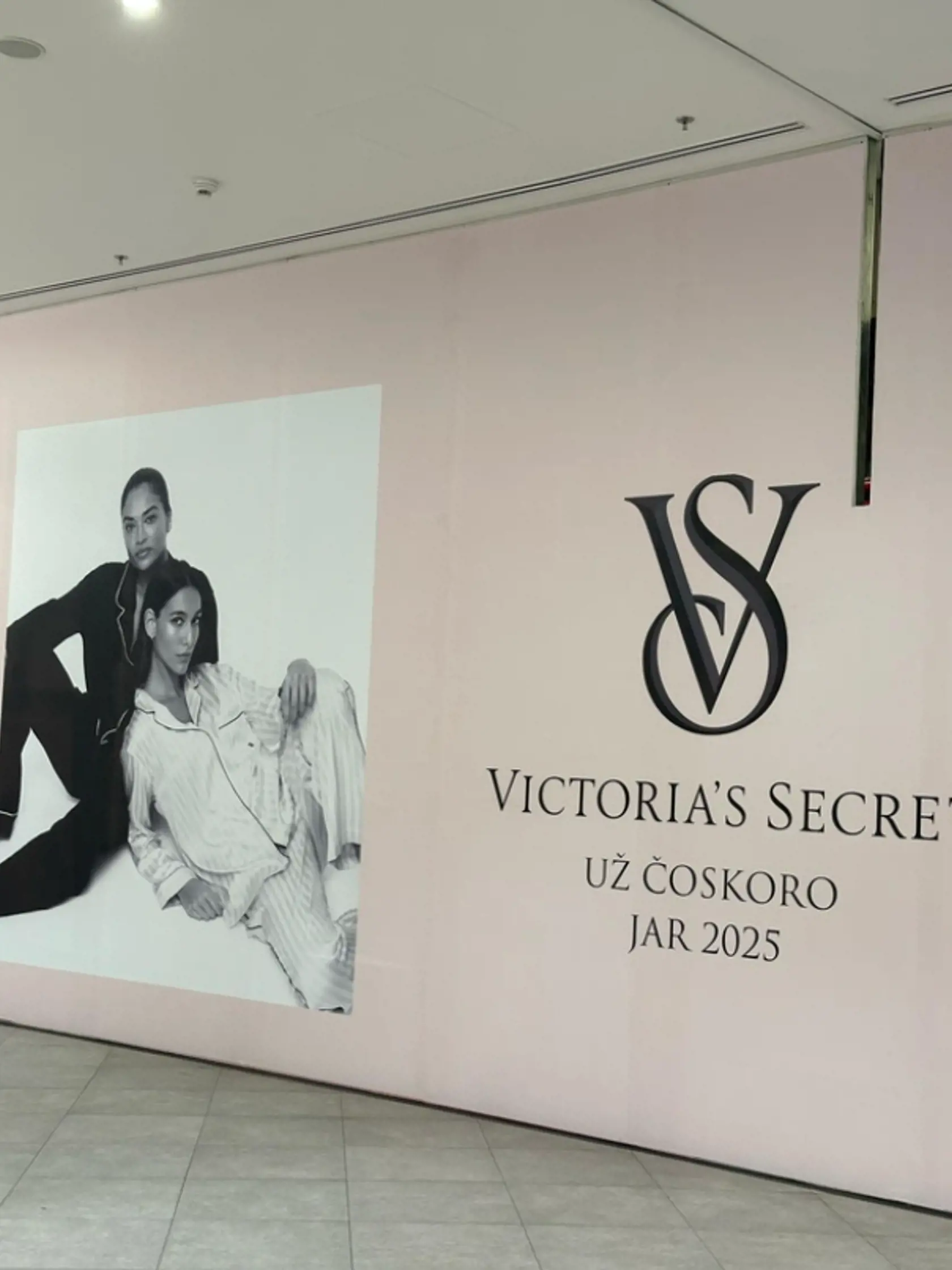 Victoria´s Secret prichádza na Slovensko. Prvú predajňu otvoria v nákupnom centre Nivy v Bratislave.