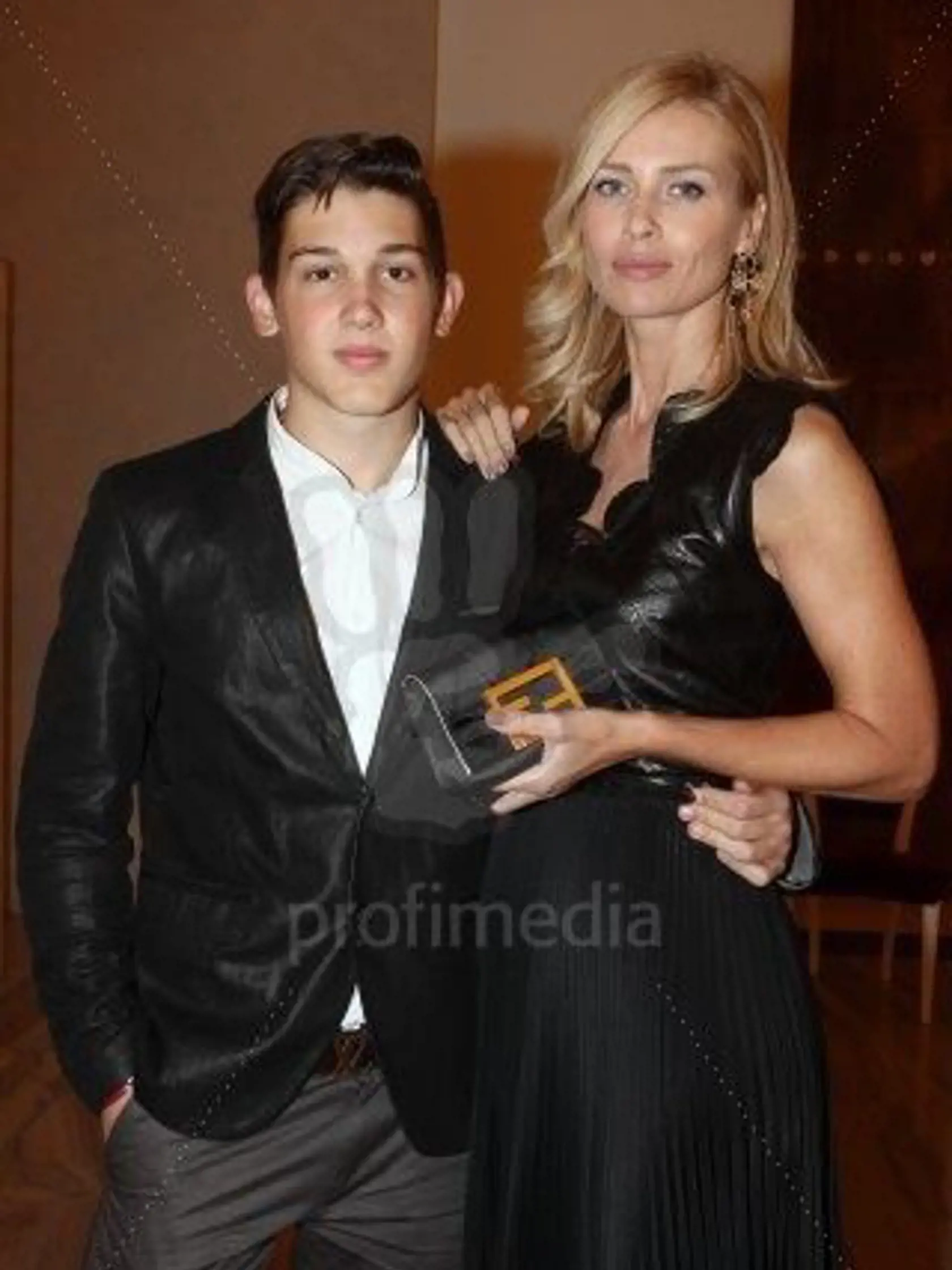 Daniela Peštová so synom.