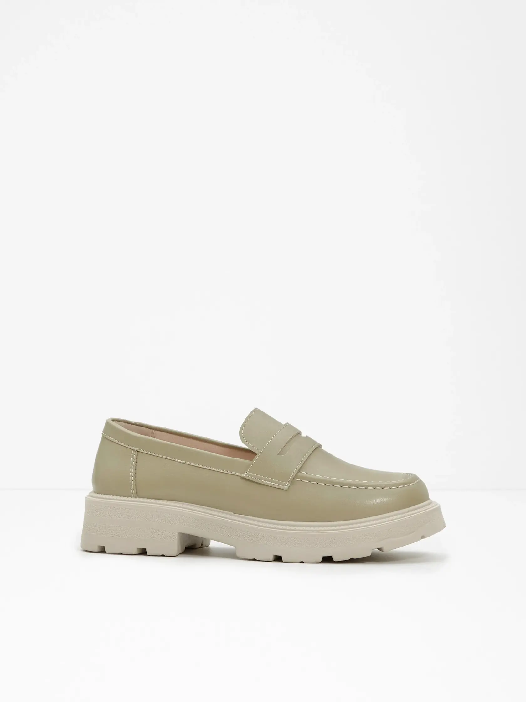 Mokasíny: Bonprix, 24,99 €