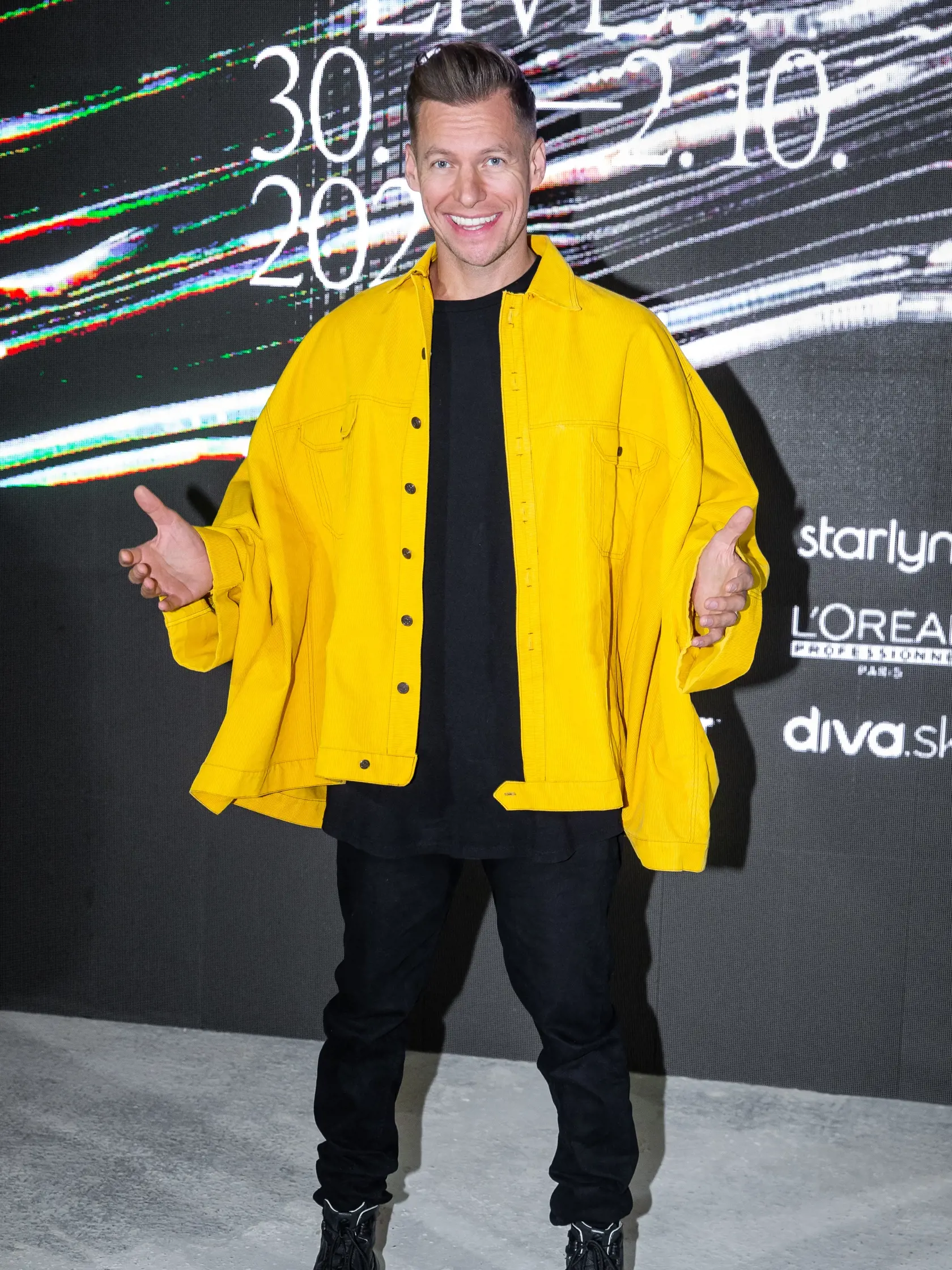 Prvý deň zo série módnych prehliadok pod názvom "Fashion LIVE!" v Bratislave. Na snímke Thomas Puskailer.