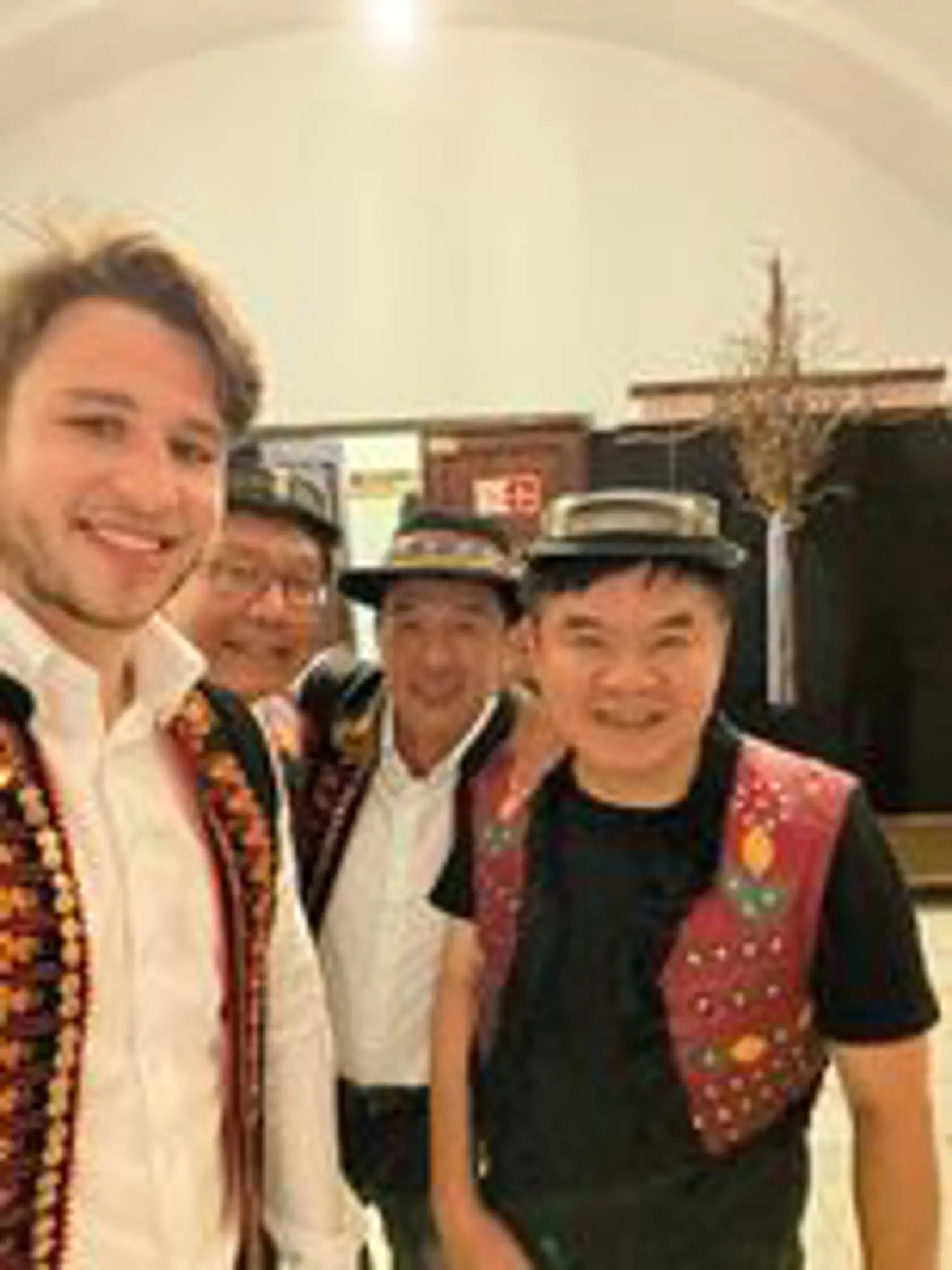 Poslanec Andrej Stančík bol spolu s delegáciou Taiwanu na vystúpení Slovenského ľudového umeleckého kolektívu (SĽUK).