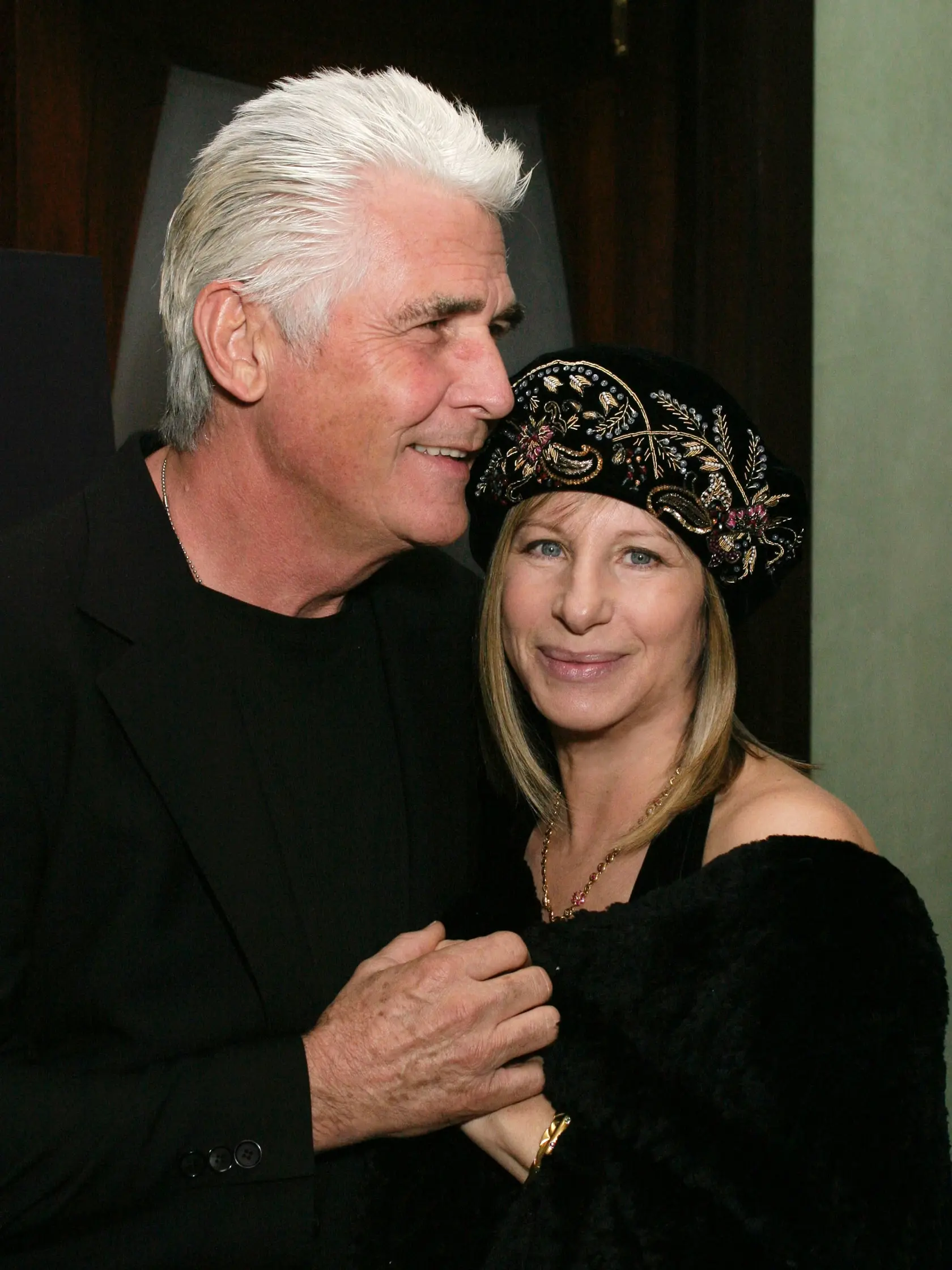 Barbra Streisand s manželom Jamesom Brolinom sa našli až po 50-ke!