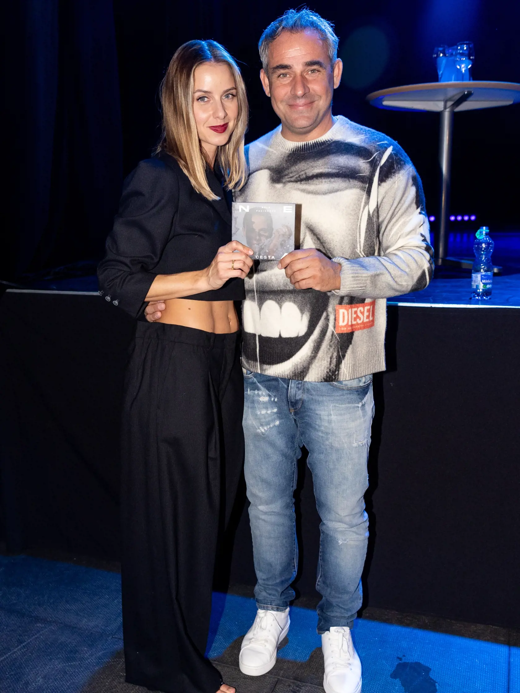 Nela Pocisková a Filip Tůma.
