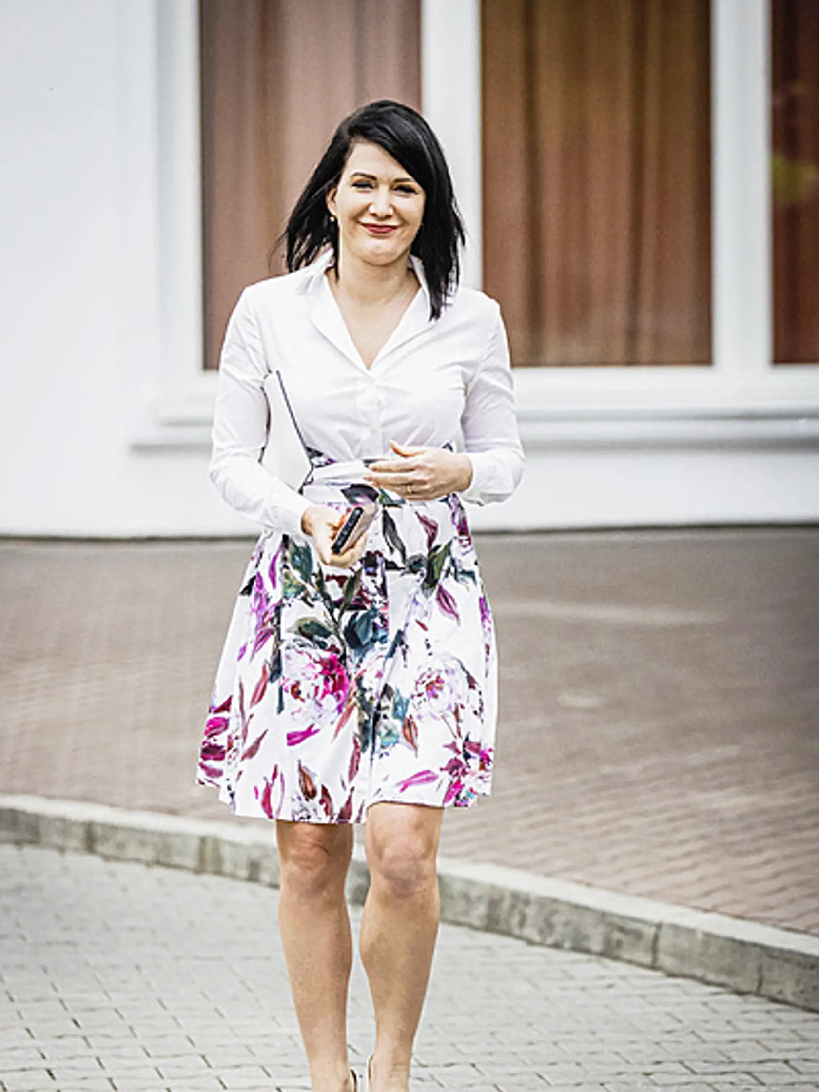 BUDEME VŠETKO ZAKAZOVAŤ?
„Energetické nápoje sú škodlivé, o tom niet pochýb. Škodlivý je však napríklad aj cukor, tuk alebo vyprážané rezne,“ reaguje Janka Bittó Cigániková.
