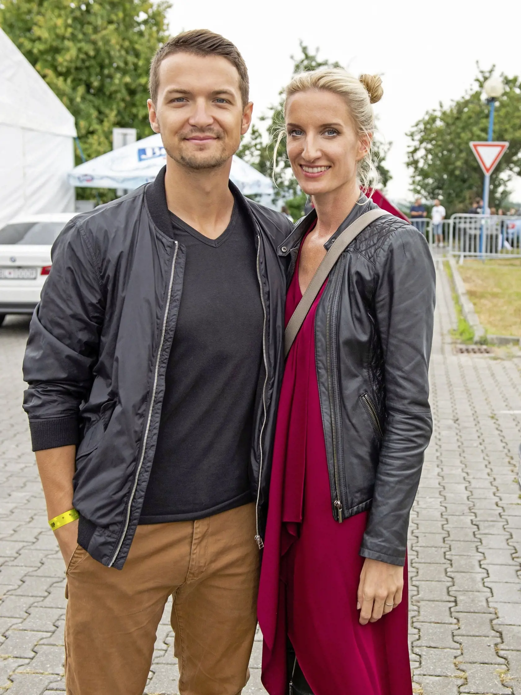 Viktor Vincze, Adela Vinzeová