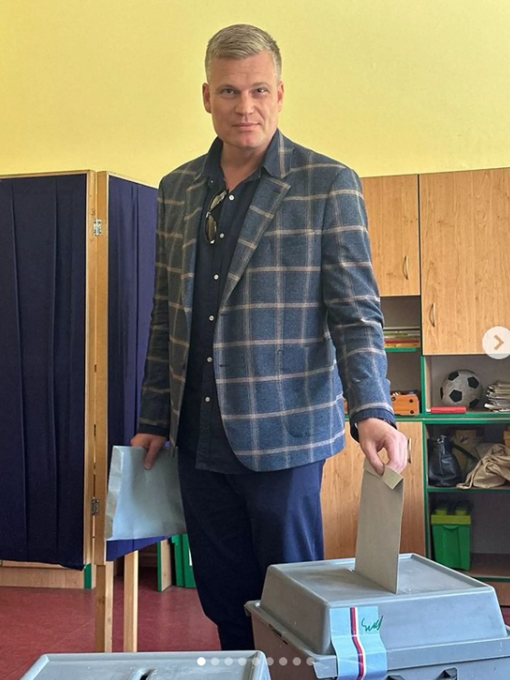 Filip Turek vedie okázalý život. V europarlamente aj vďaka nemu nuda nebude.