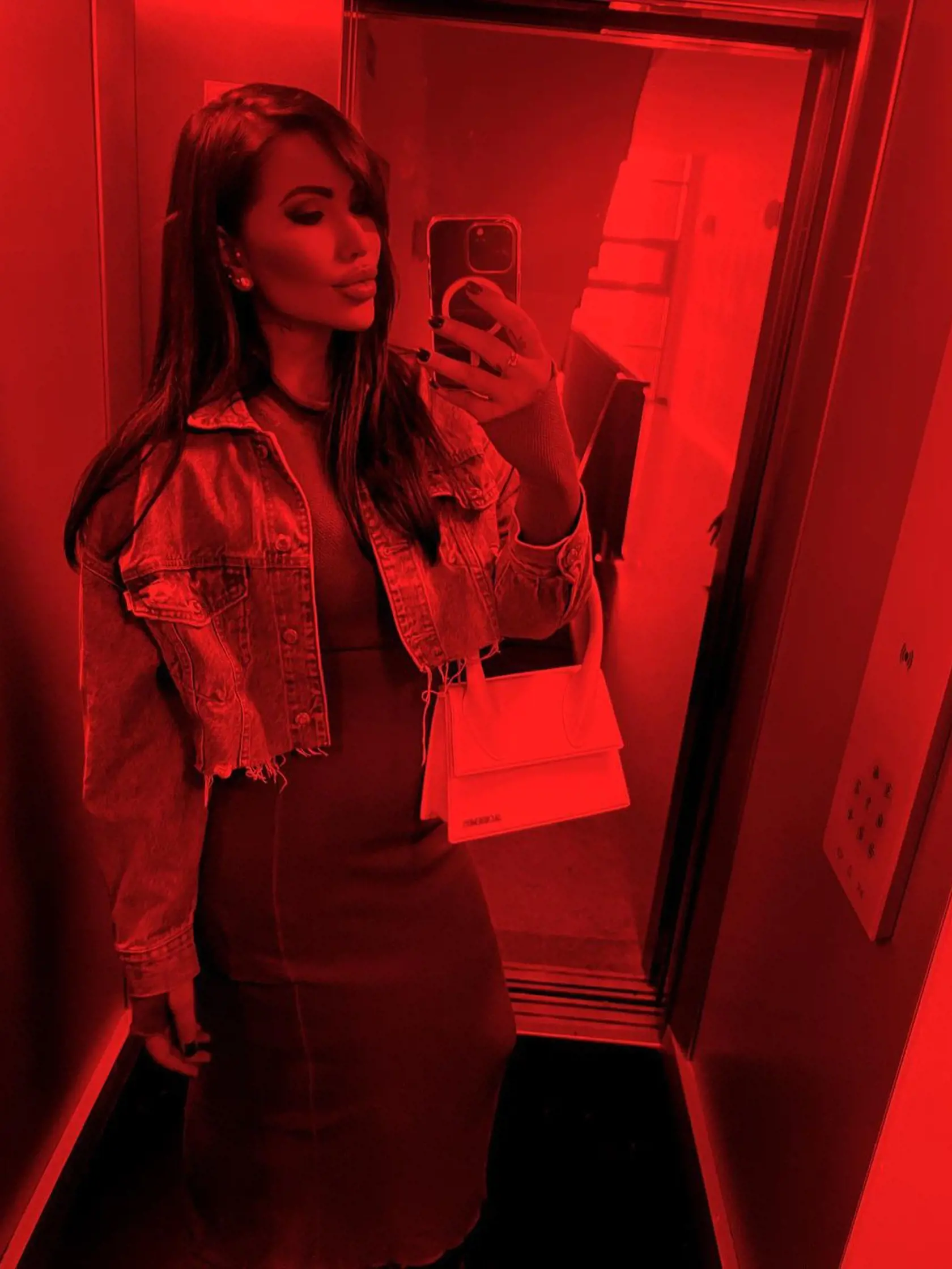 Patrícia Vittek vyzerá na tejto fotke ako vosková bábika.