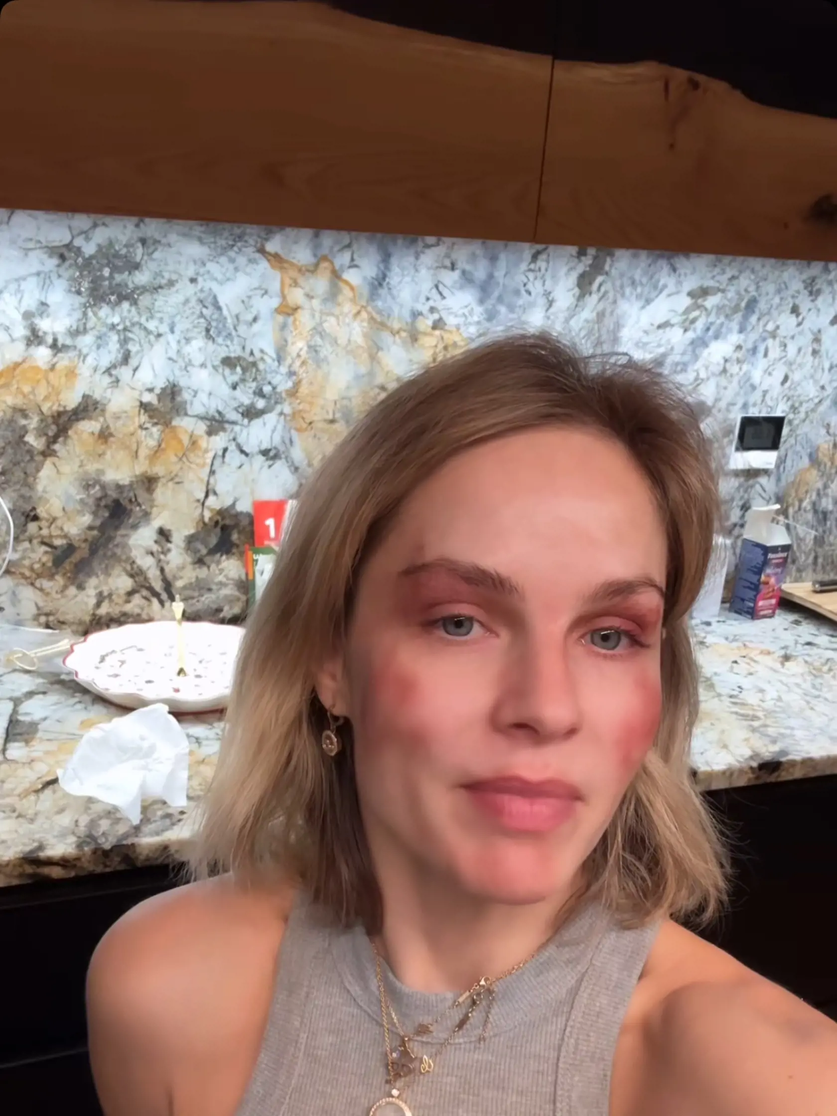 Ratolesť našej hokejovej legendy si to následne vyskúšala ako vizážistka a modelkou jej bola práve jej mama