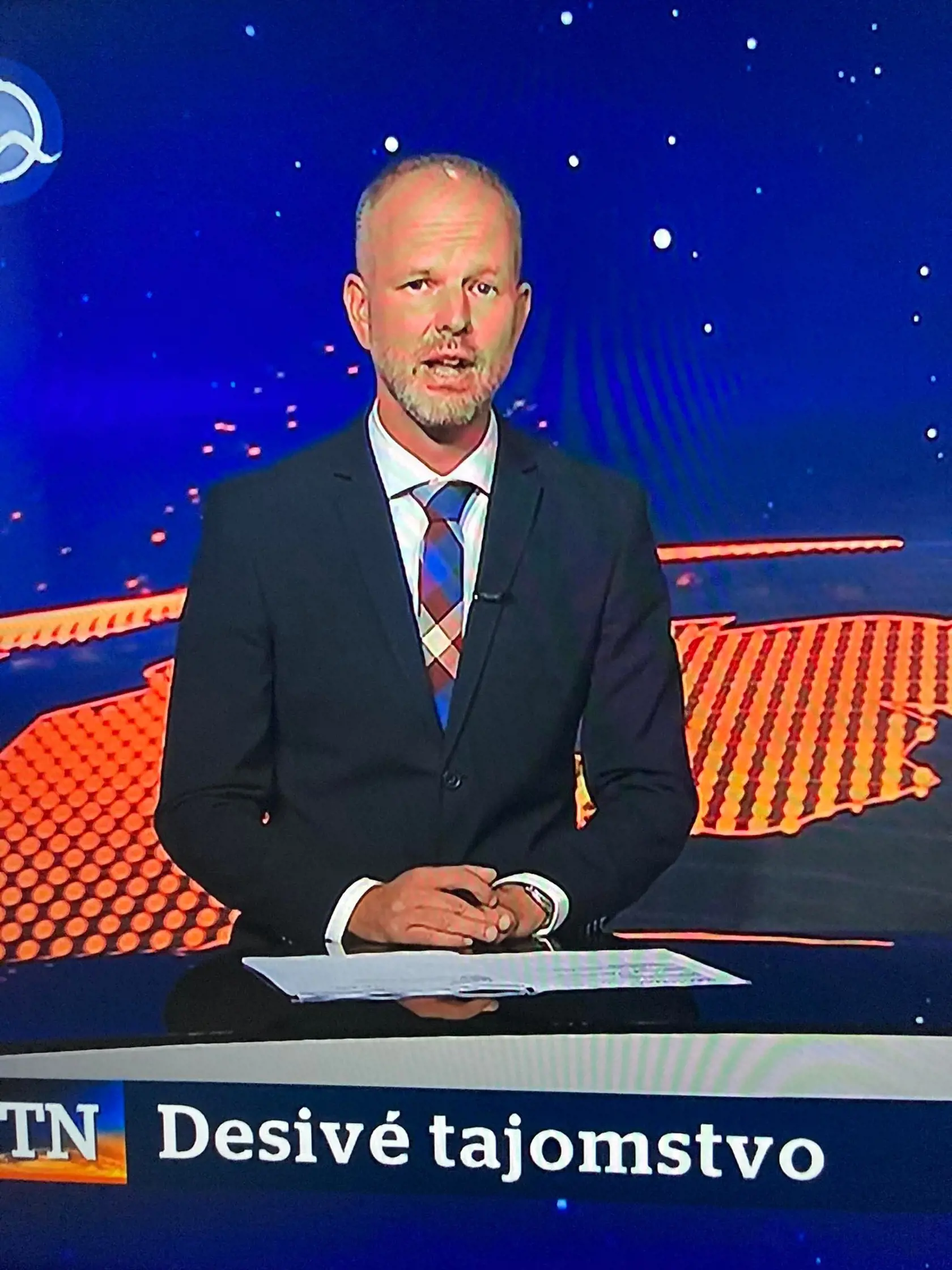 18. júl 2022: V Televíznych novinách sa premiérovo objavila nová dvojica - Daniel Očenáš a Zuzana Čimová.