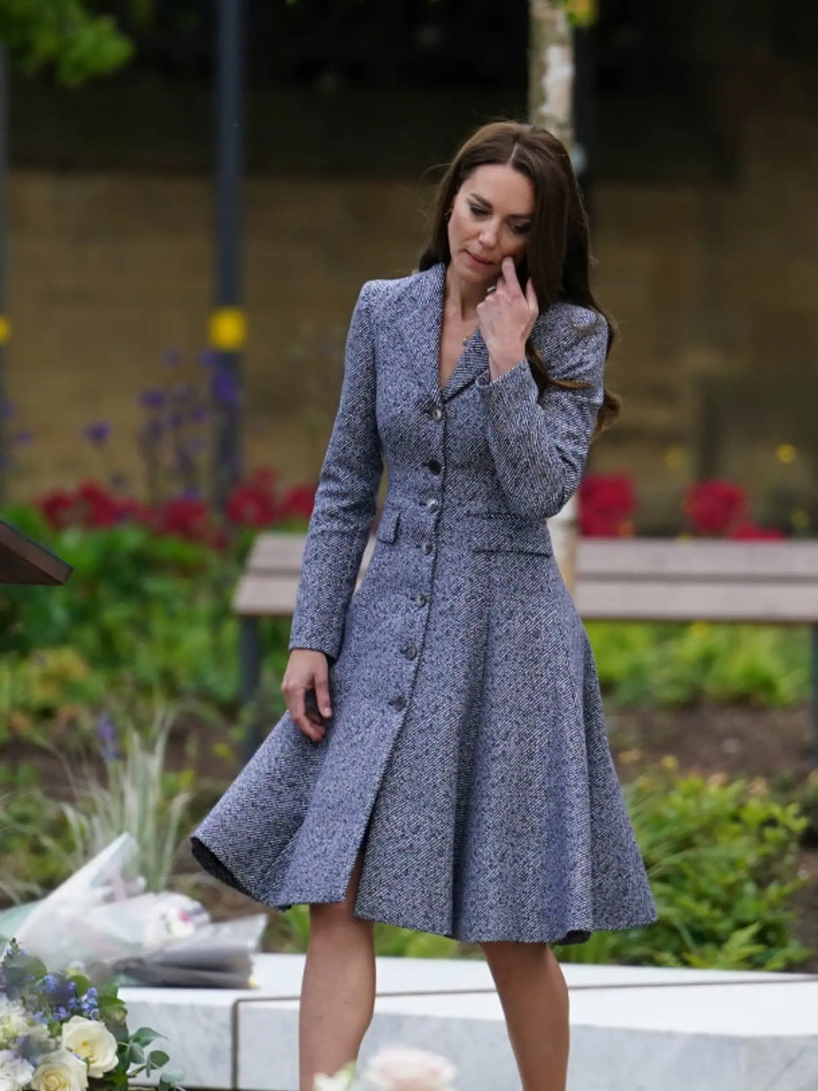 Kate a William si uctili pamiatku obetí teroristického útoku, ktorý sa odohral počas koncertu speváčky Ariany Grande v roku 2017.