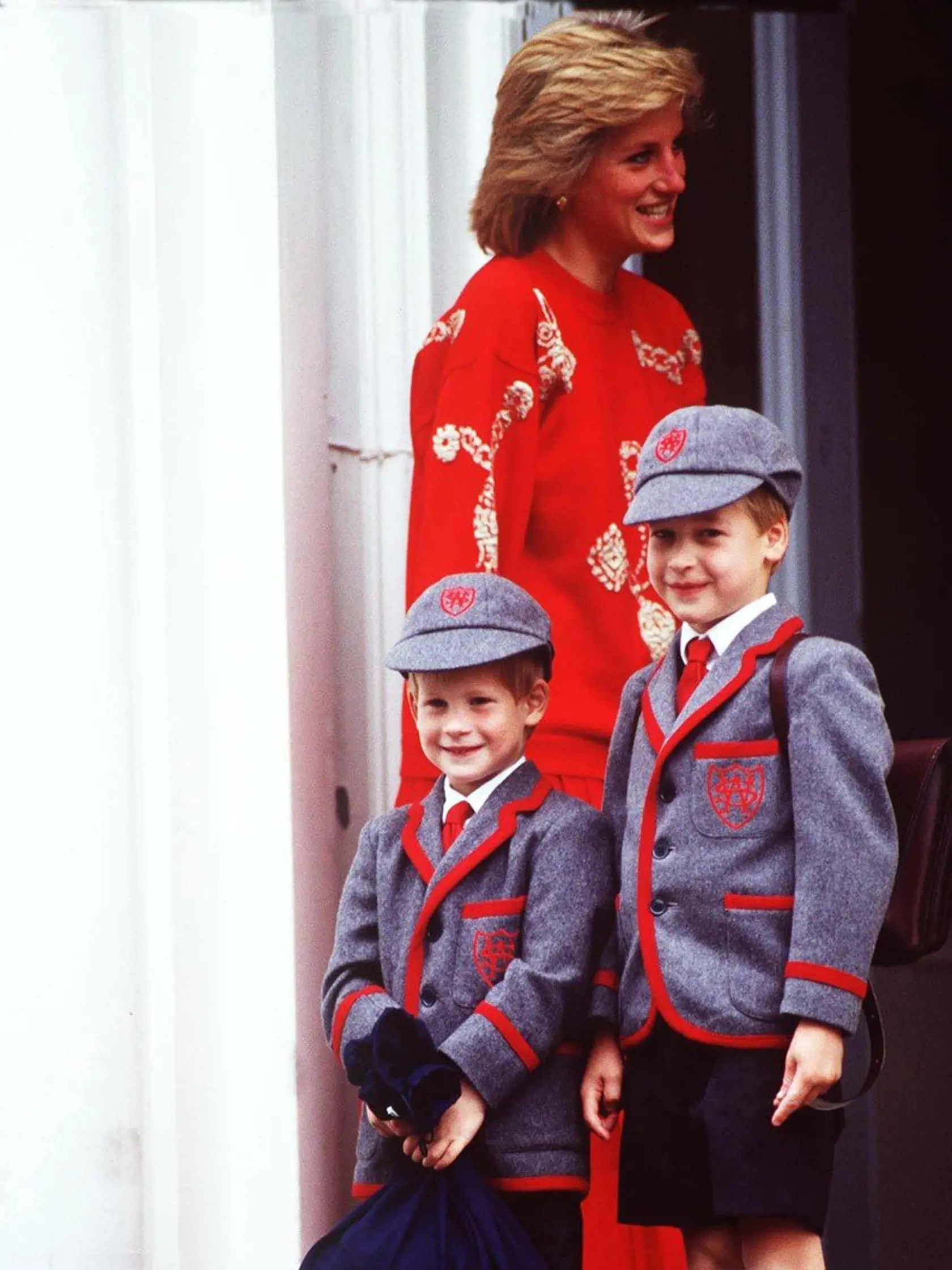 Princezná Diana vozila Williama a Harryho do školy.