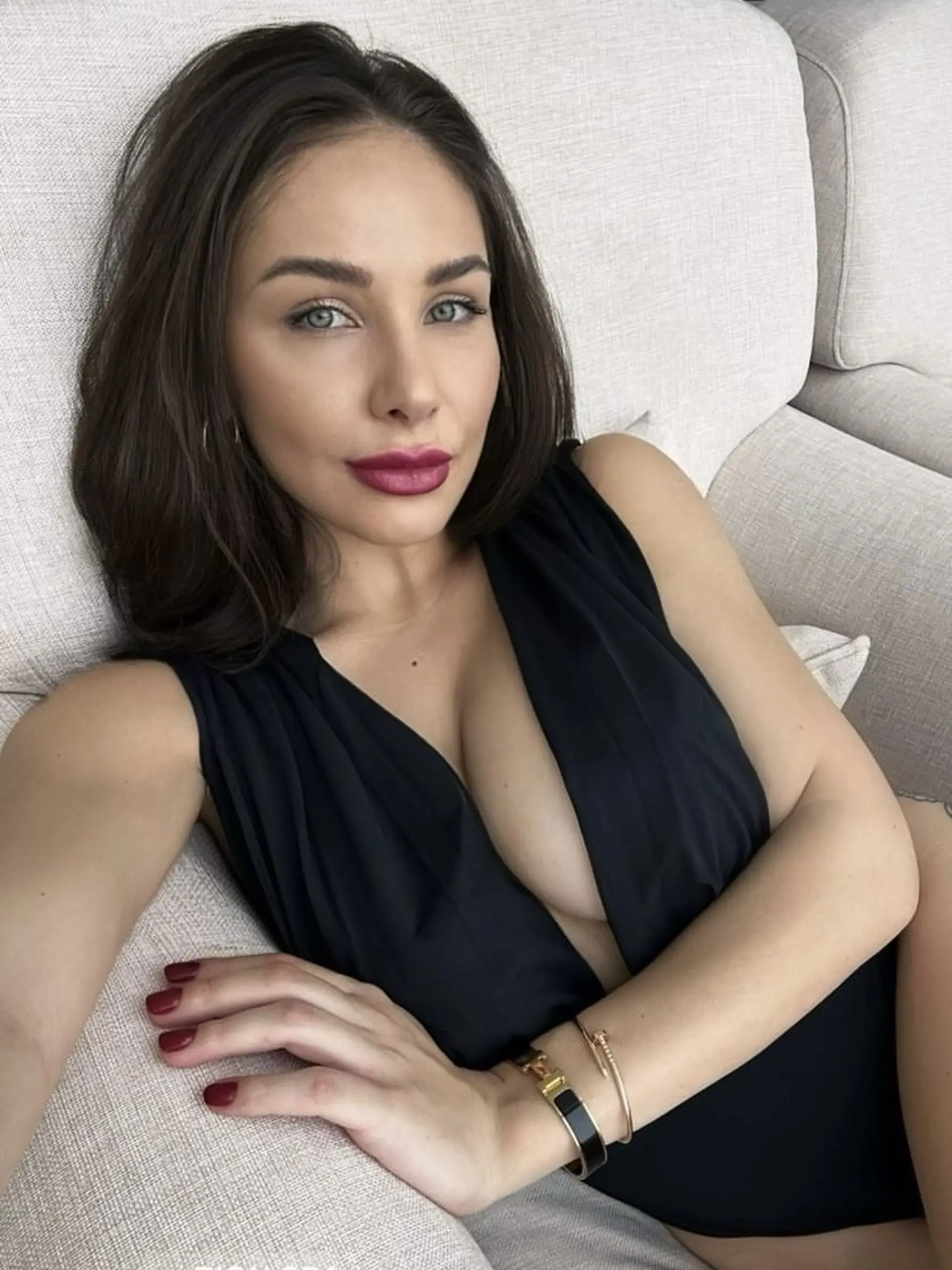 Vanessa Hrubovčáková má s Borisom Kollárom synčeka. Zároveň je sesternicou ženy, ktorá pri nehode prišla o dcérku Sofiu.