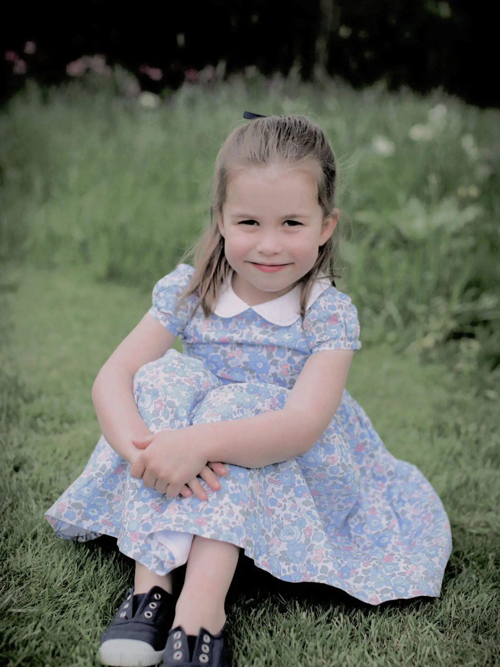 Charlotte je prváčka, preto sa asi vráti do školy skôr ako George.