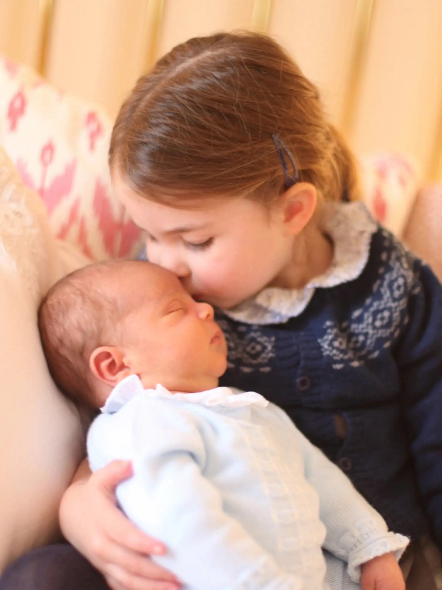 Princezná Charlotte s malým bračekom Louisom.