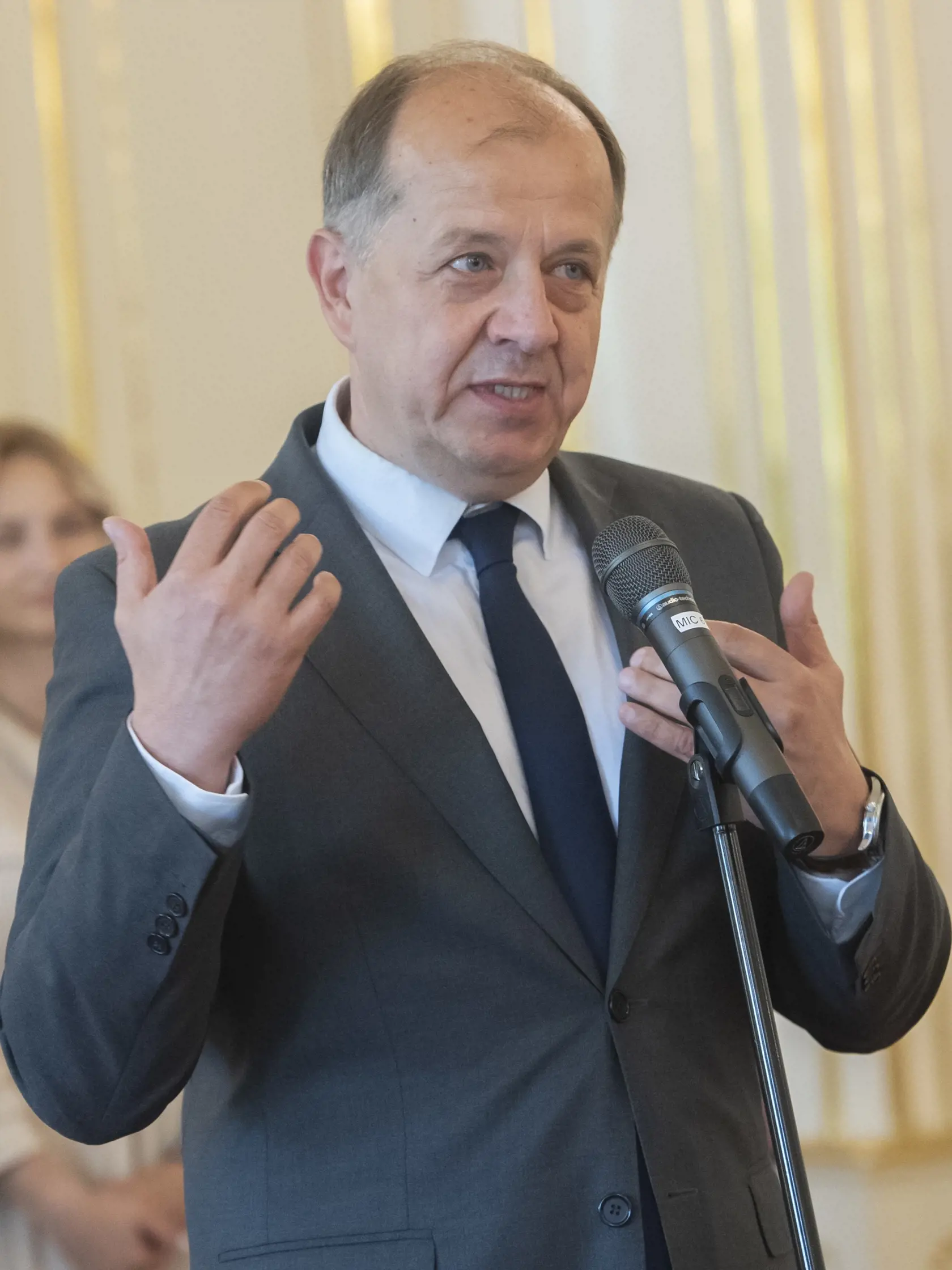 Prezidentka SR Zuzana Čaputová prijala v Prezidentskom paláci primátora mesta Trenčín Richarda Rybníčka (na snímke) spolu s tímom projektu Európske hlavné mesto kultúry (EHMK) 2026, ktorým bude v roku 2026 mesto Trenčín. V Bratislave 6. júla 2022. FOTO TASR – Martin Baumann