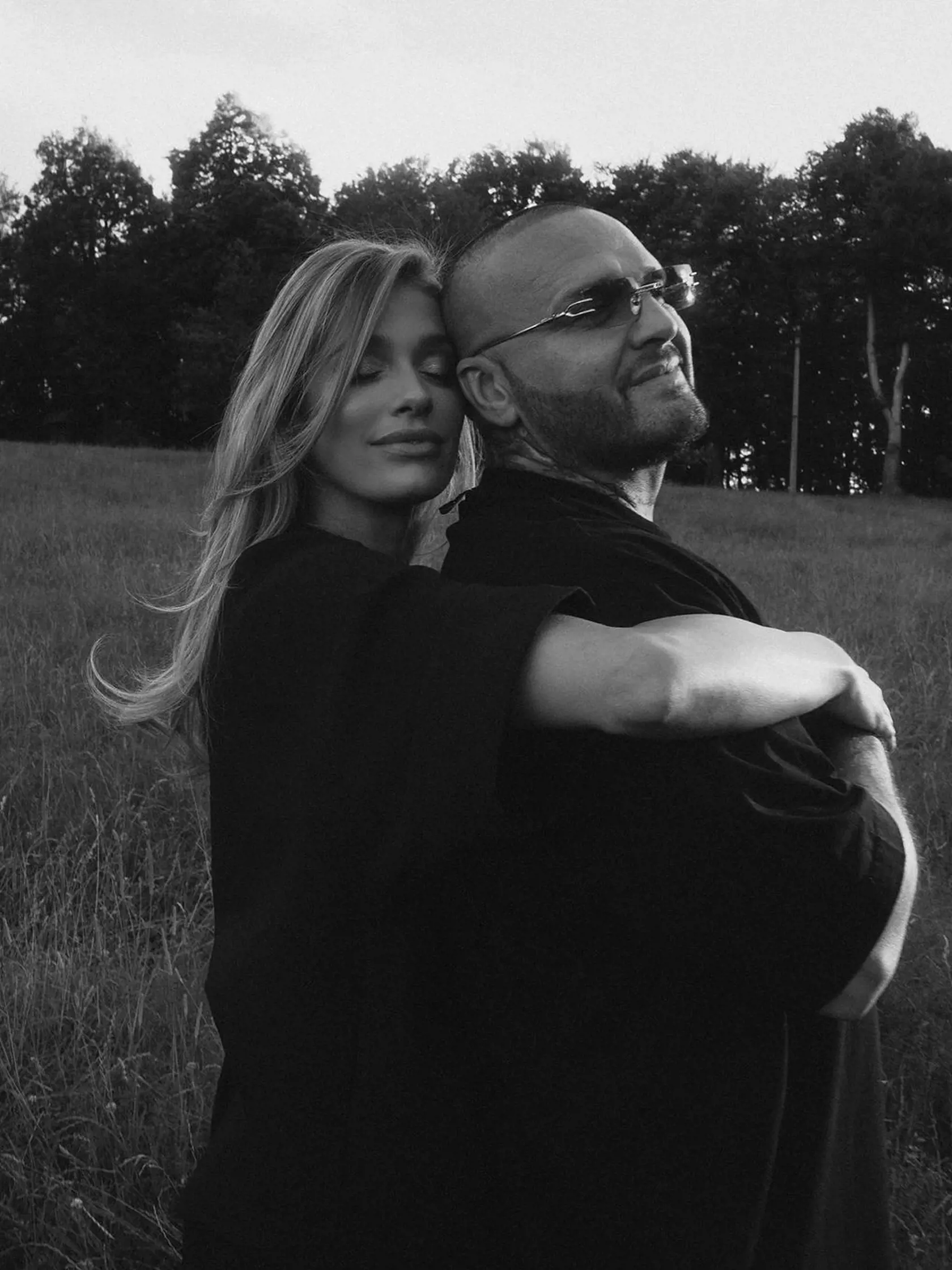 Manželia Jasmina a Rytmus očami celebritnej fotografky Kataríny Hoffmann Šlesárovej