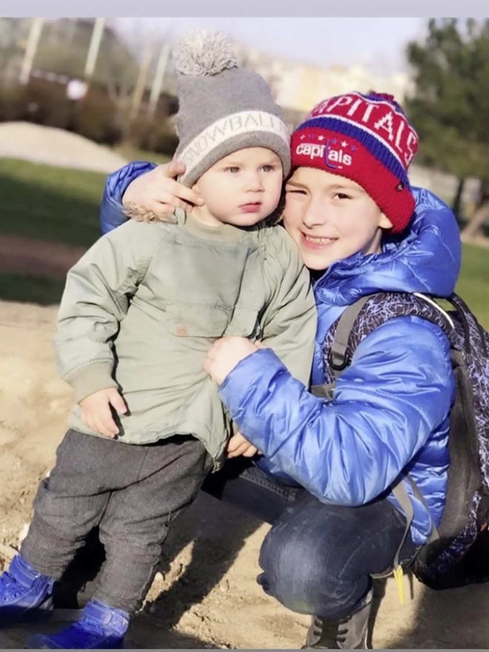 Starší syn Leo má desať rokov a mladší Adamko mal 1. mája tri roky.