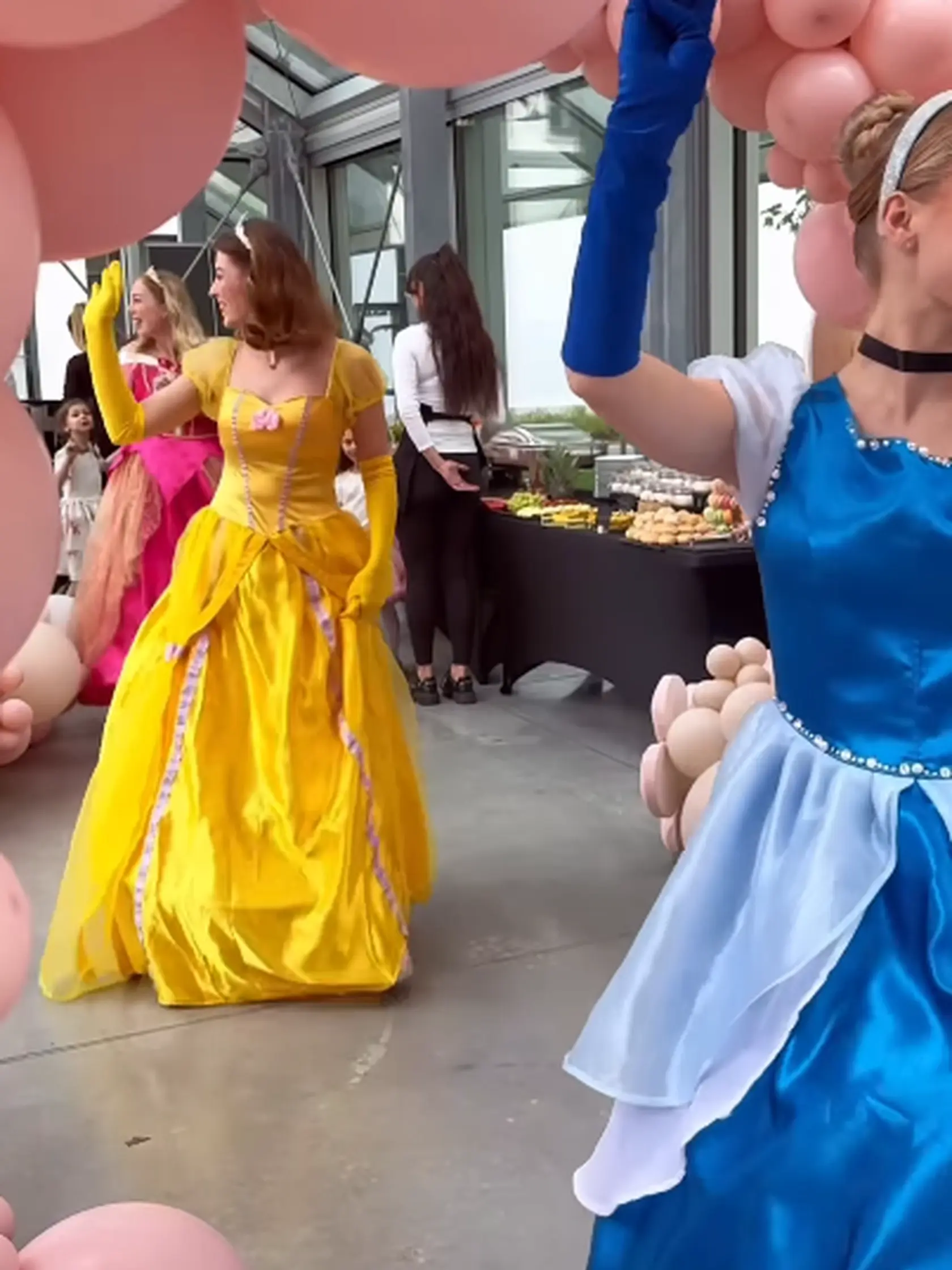 Monika Bagárová, Rumia, oslava 5. narodenín: nechýbali princezné ani obrovská torta.