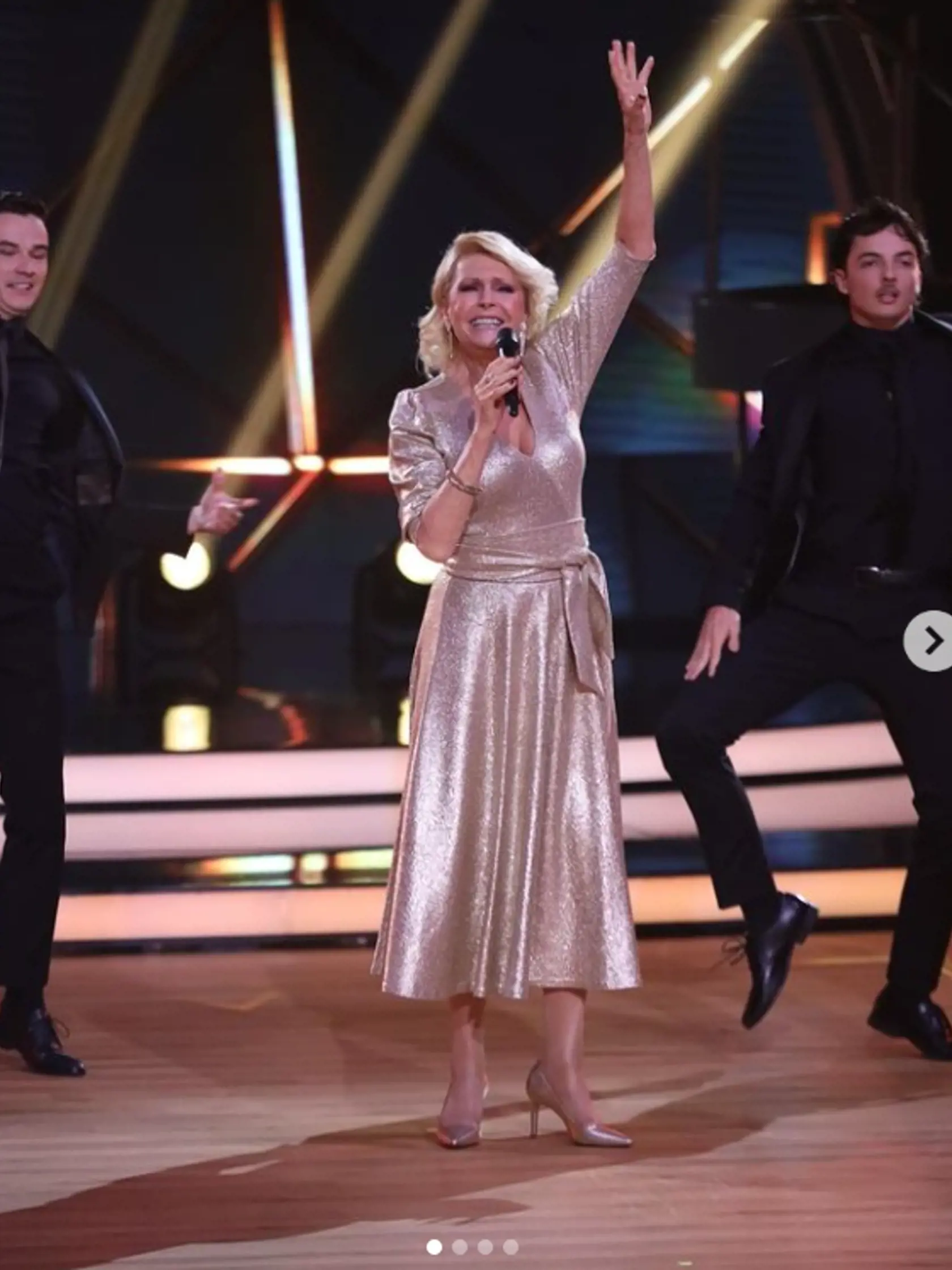 9. kolo Let´ s dance otvorila fenomenálna Helena Vondráčková.