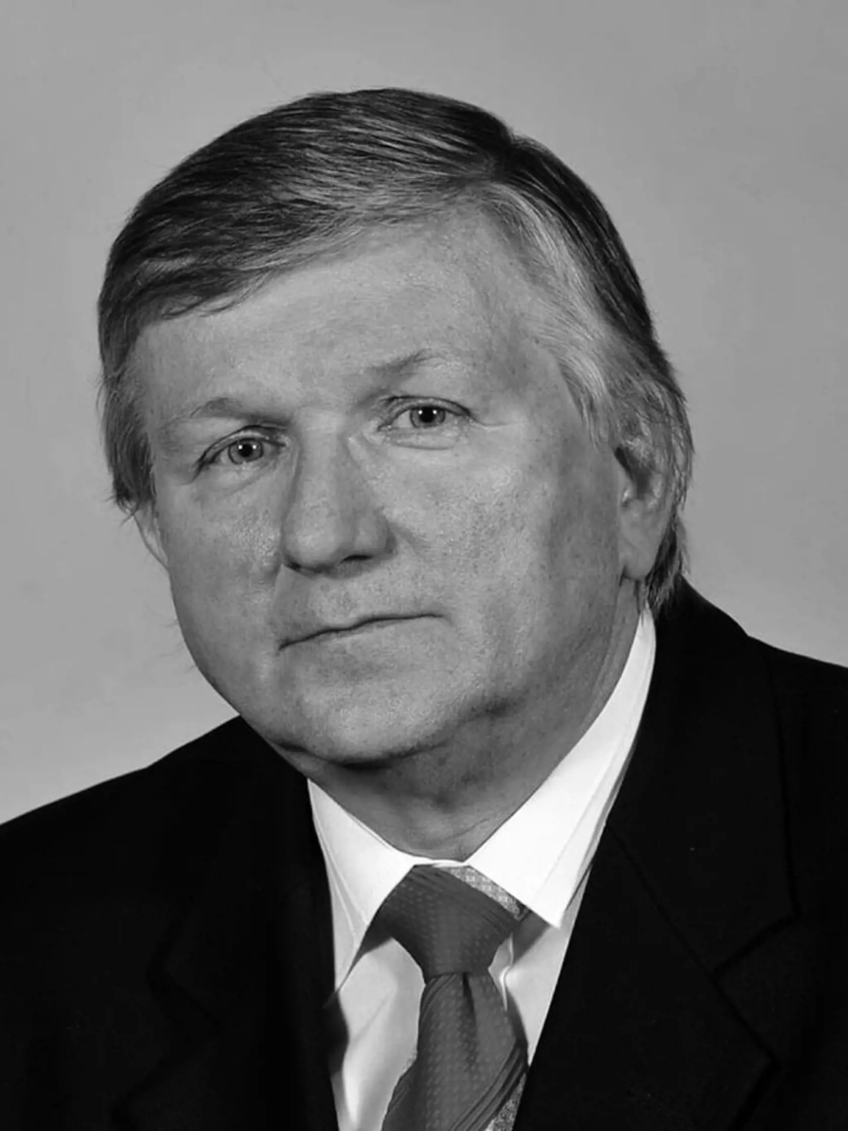 Vo veku 63 rokov zomrel dlhoročný krajský poslanec Ivan Hopta.