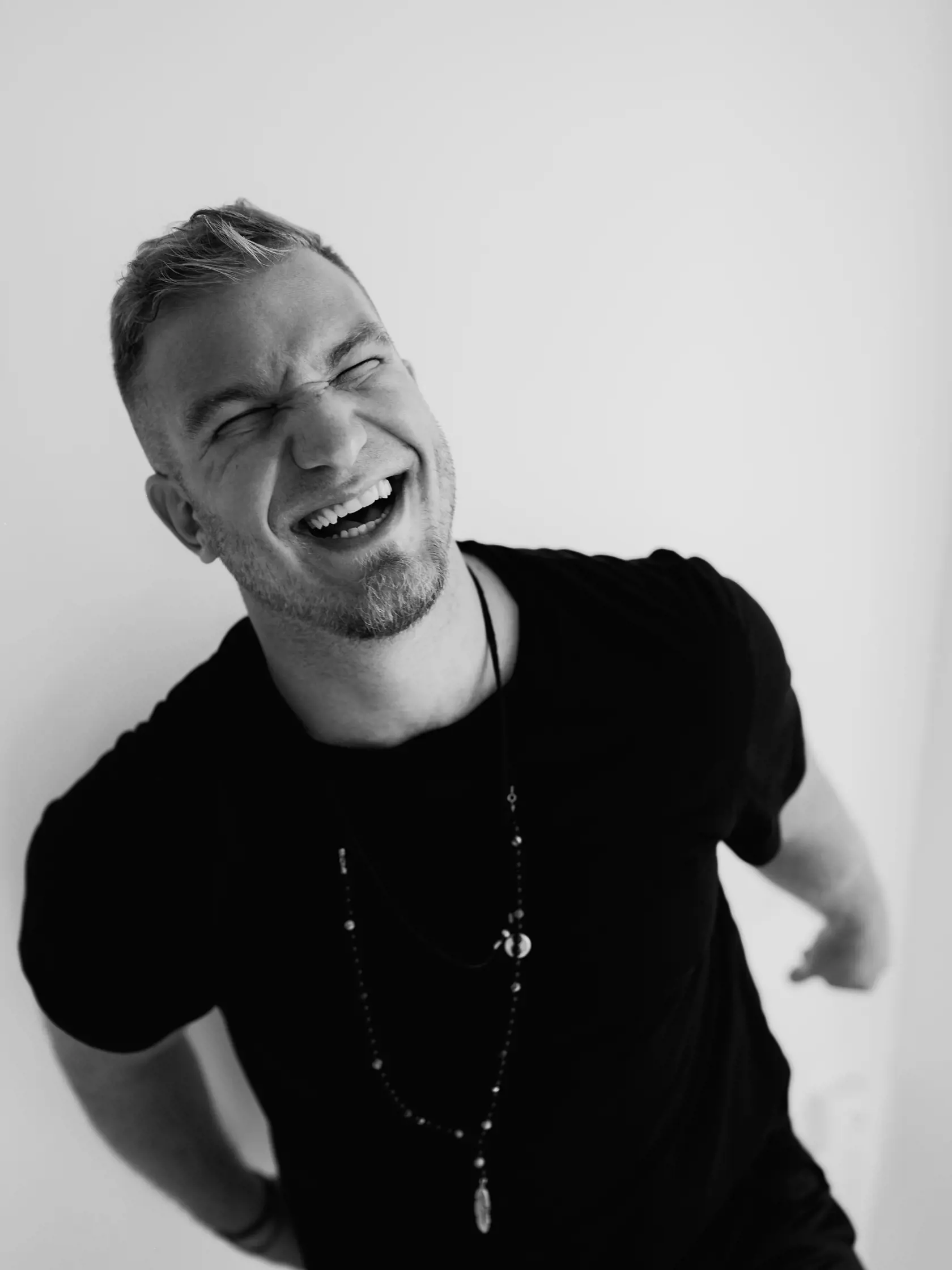Lukáš Adamec vydal pred Vianocami druhý sólový album.