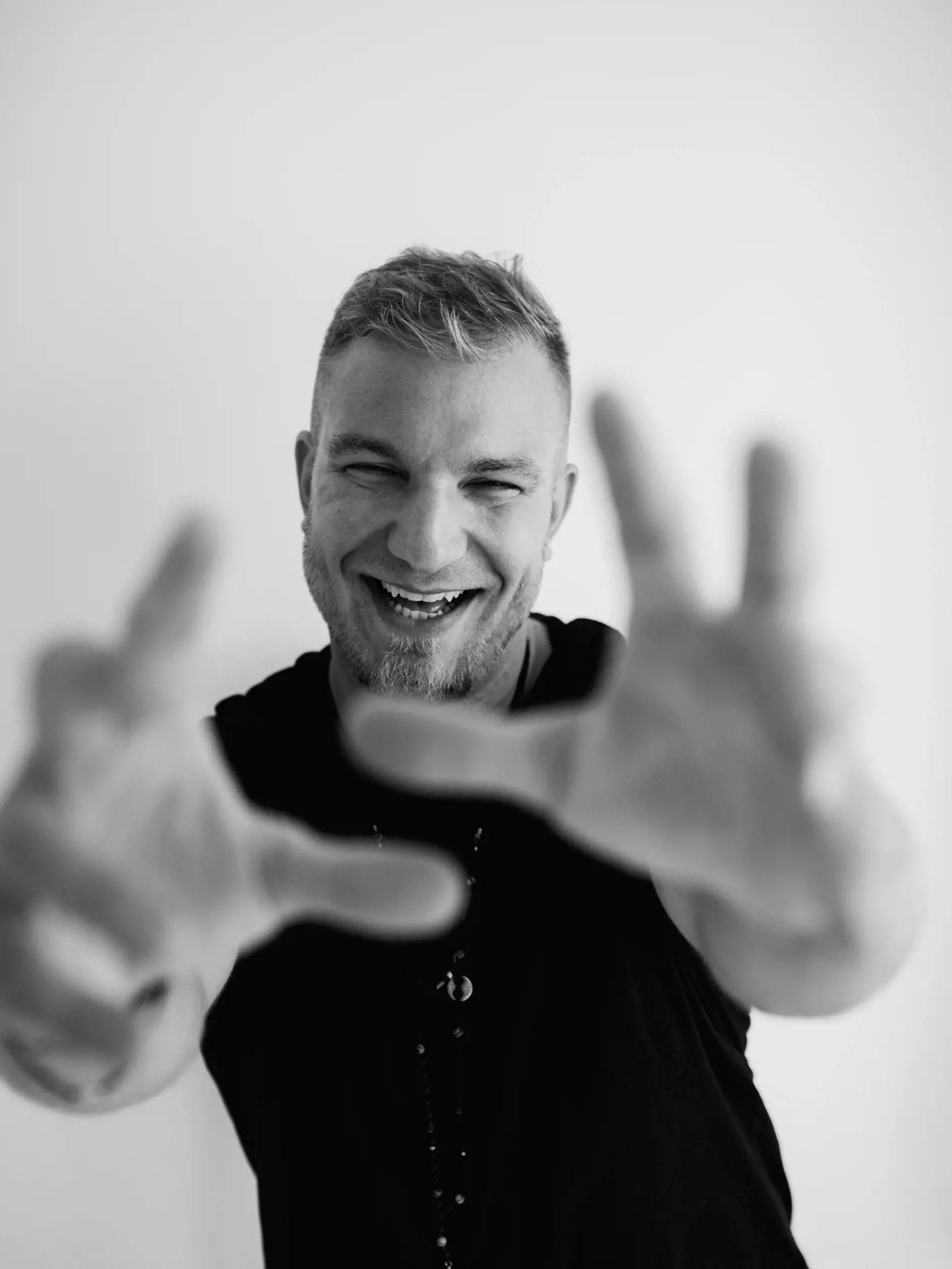 Lukáš prezradil v rozhovore, čo má najradšej na Vianociach.