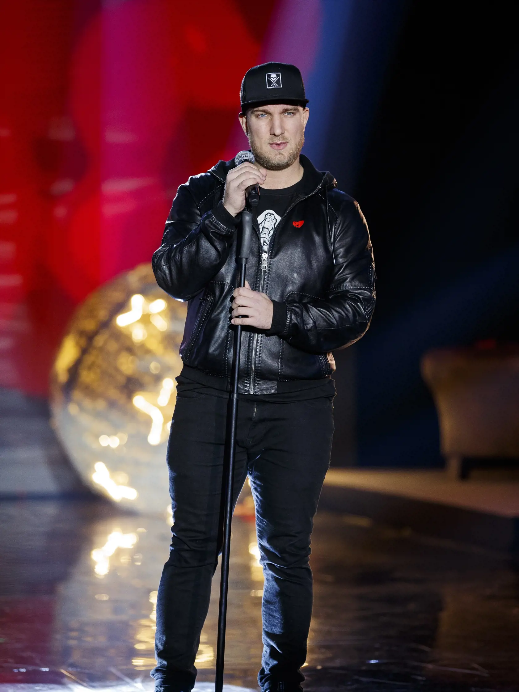Lukáš Adamec počas benefičného koncertu nadácie Úsmev ako dar v bratislavskej Inchebe.