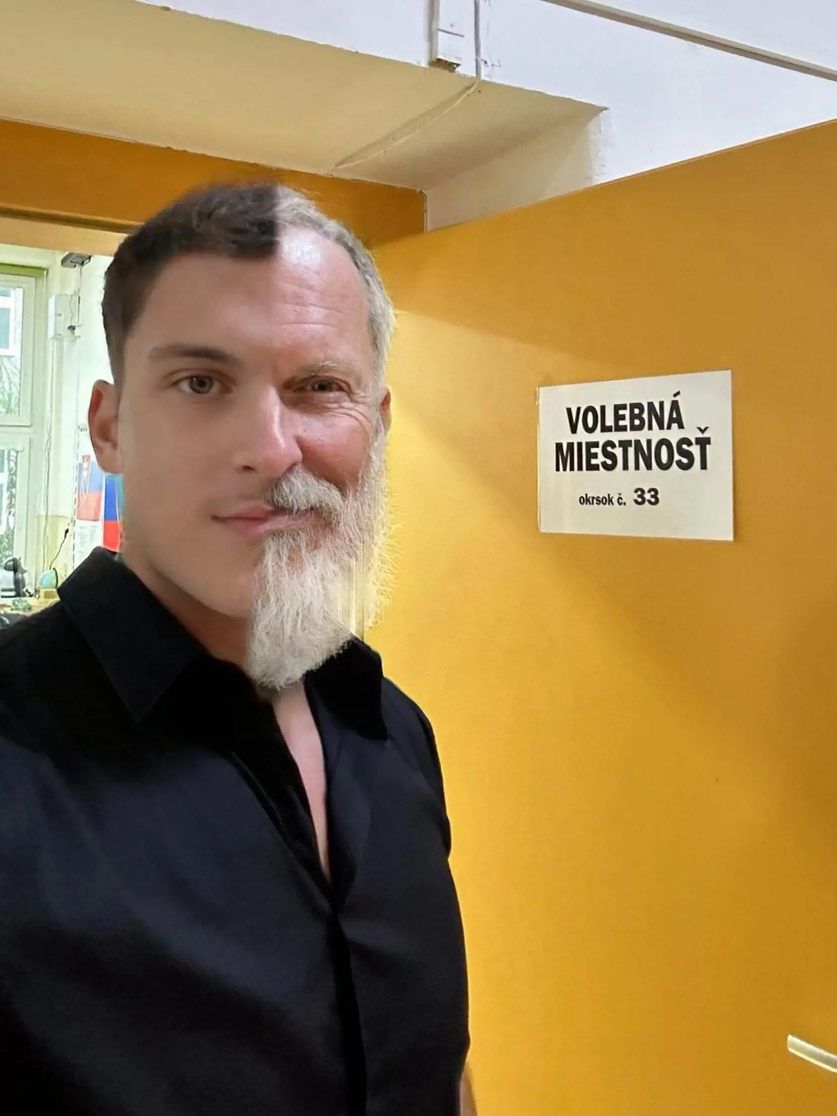 Svoju občiansku povinnosť si splnil aj herec Ján Koleník.