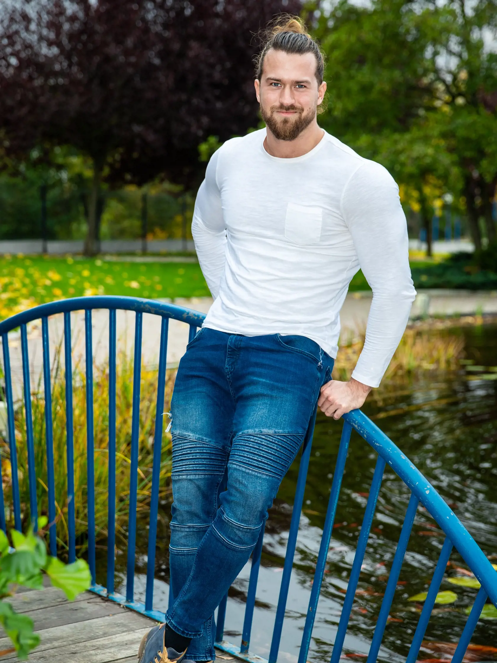 Účastník reality show "Farma - Mesto vs. Dedina" Henrik Szabo.