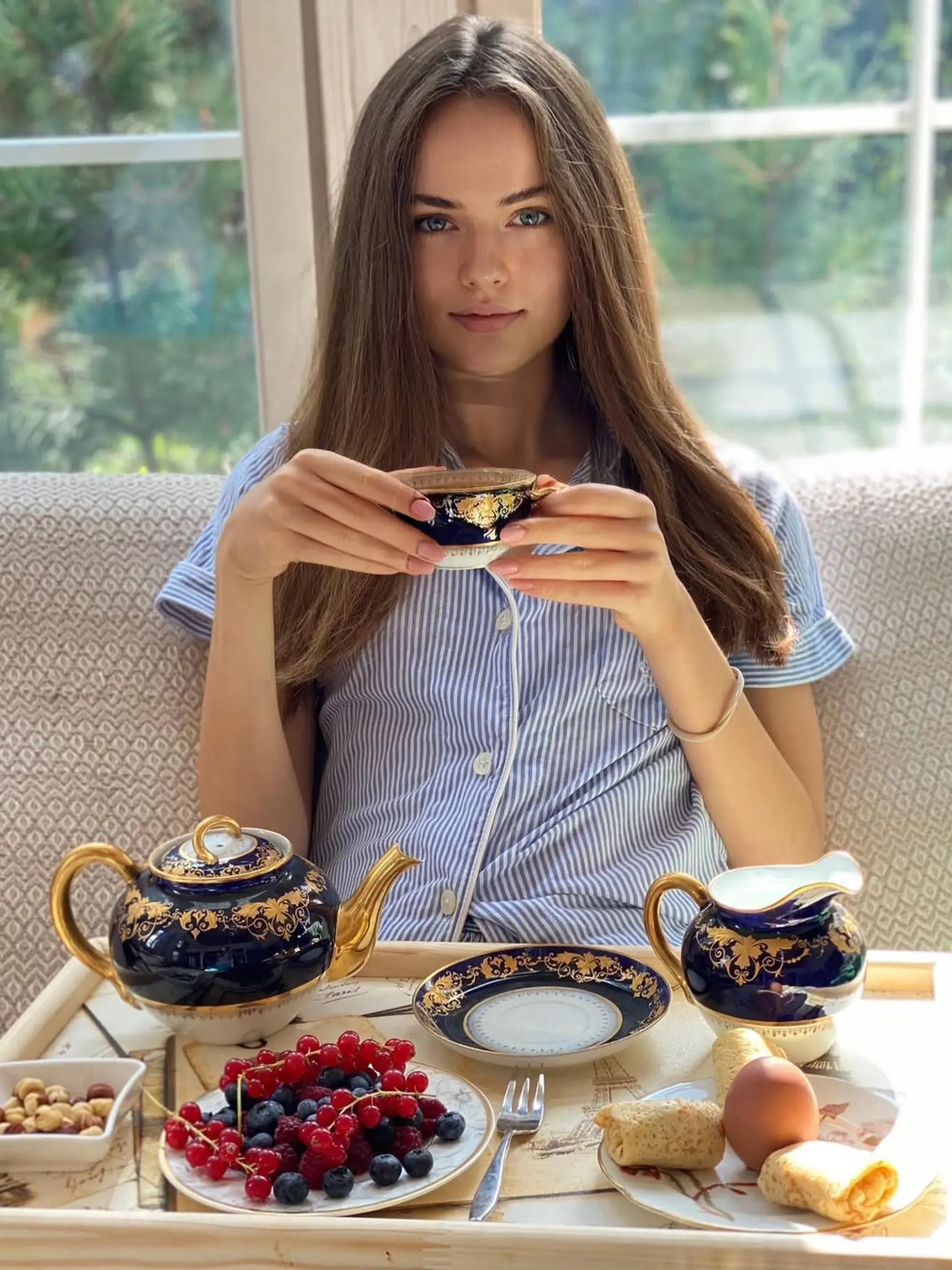 Kristina Pimenova je dnes prekrásna mladá žena. Má 19 rokov a pred sebou sľubnú kariéru modelky a herečky.