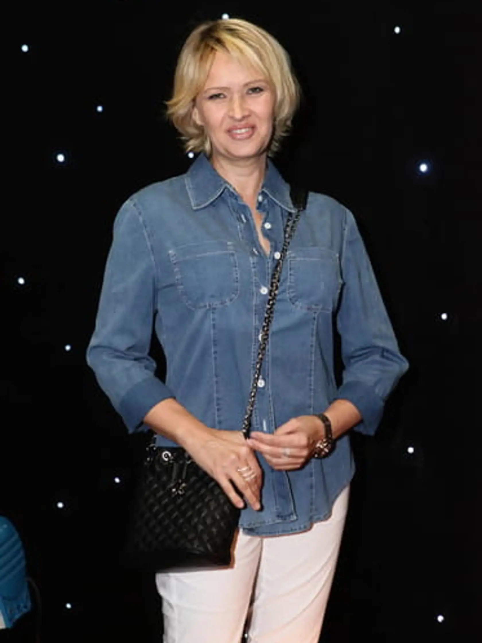 Adriana Kmotríková na parti TV JOJ.