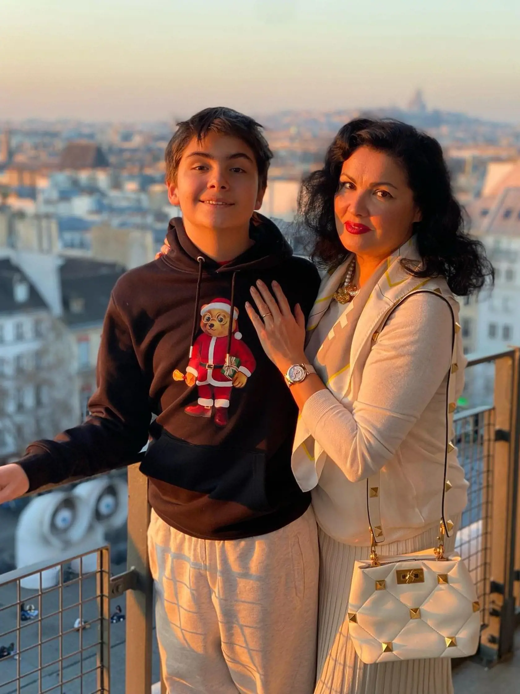 Ruská operná diva Anna Netrebko so synom Tiagom, ktorého otcom je  uruguayský basbarytonista Erwin Schrott.