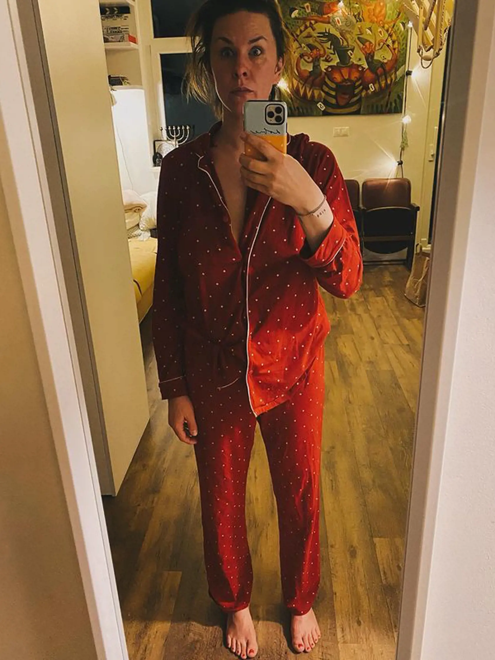 Kristína Tormová - toto vraj bola snaha o sexi fotografiu v pyžame. Nevyšla...