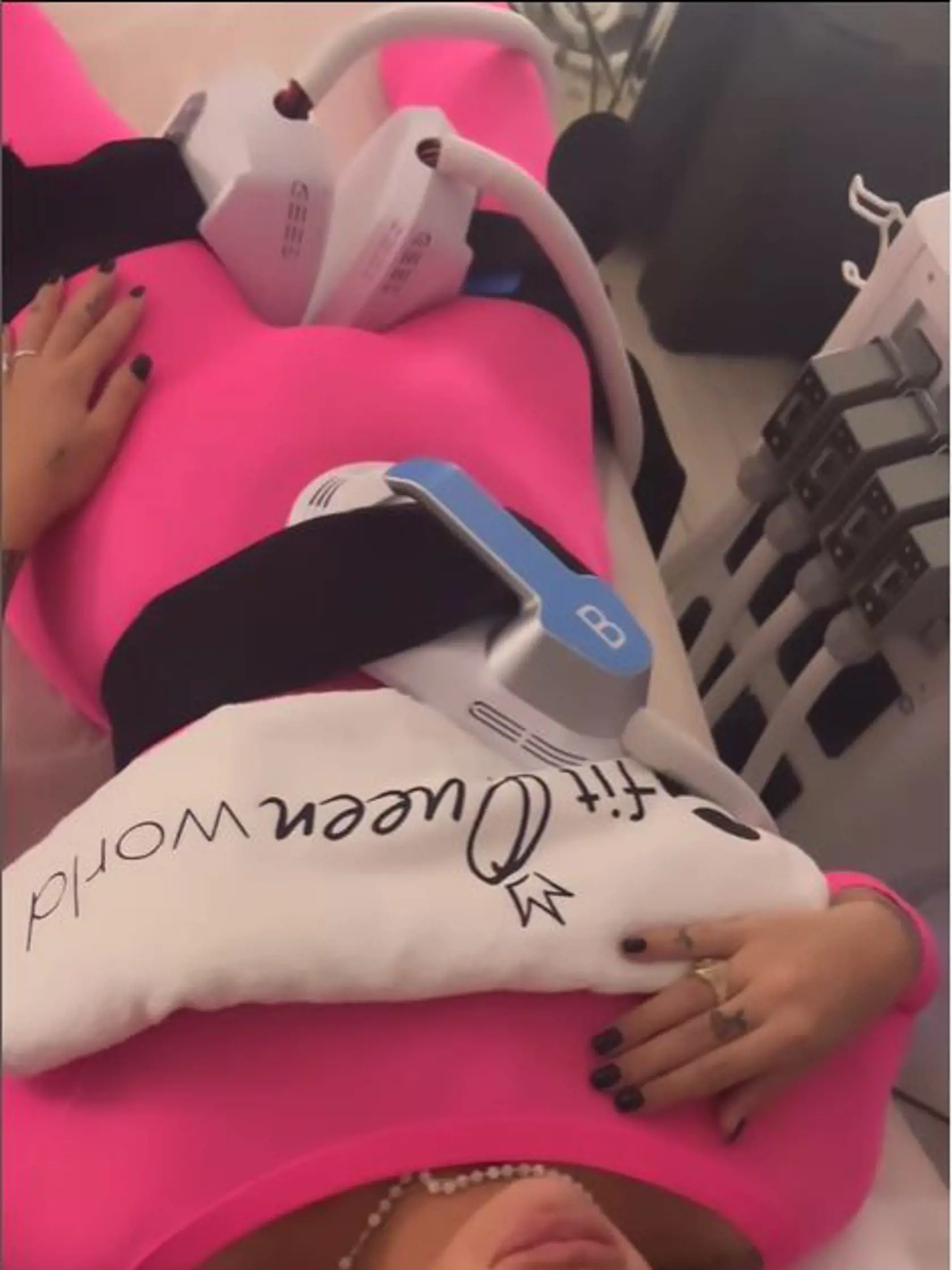 Čerstvá mamina Zuzana Plačková sa dala do boja s nabratými kilečkami.