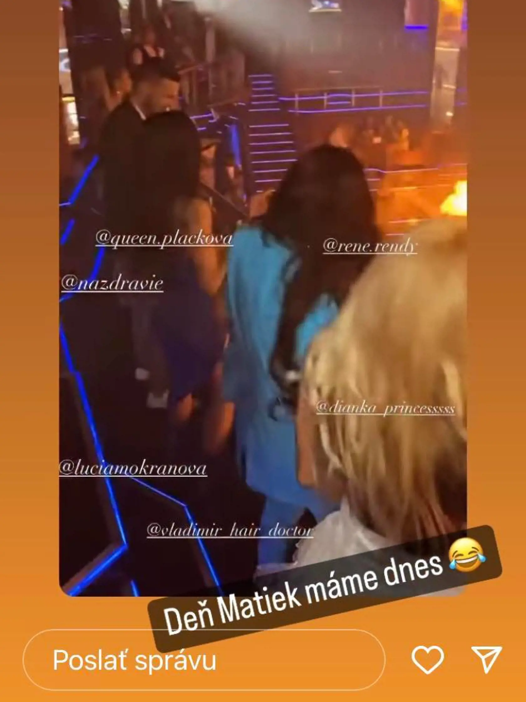 Zuzana Plačková (v tyrkysovom kostýme) sa zabávala na afterpárty Miss Universe.