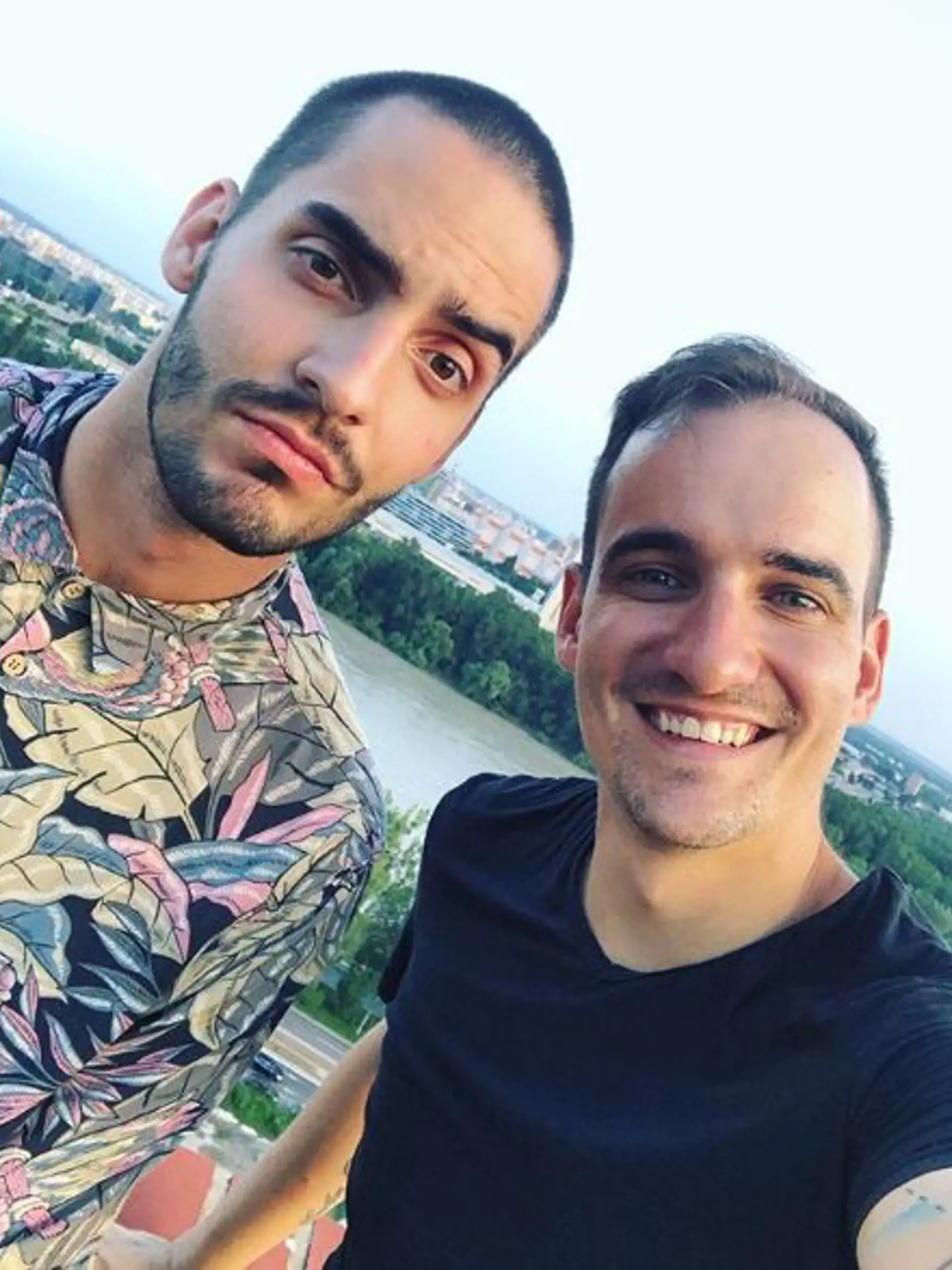 Jakub Petraník len nedávno priznal vzťah s priateľom Petrom.