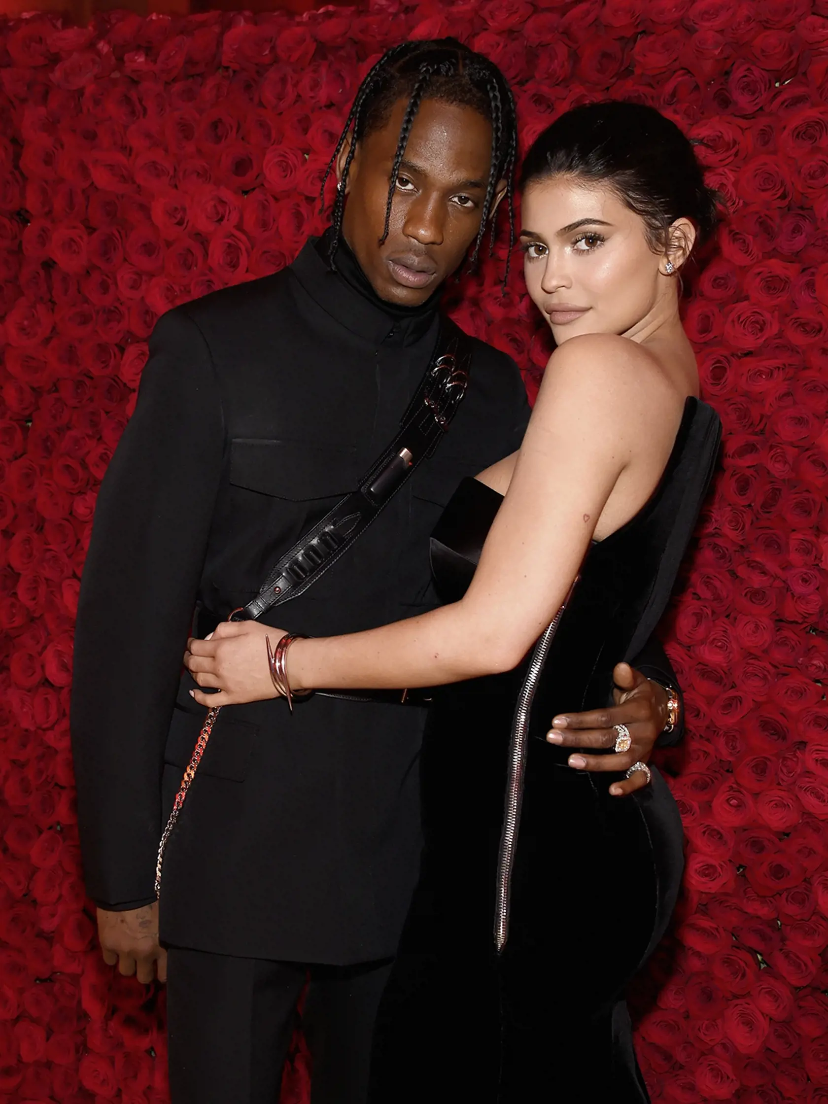 Kylie Jenner má dieťa s hudobníkom Travisom Scottom